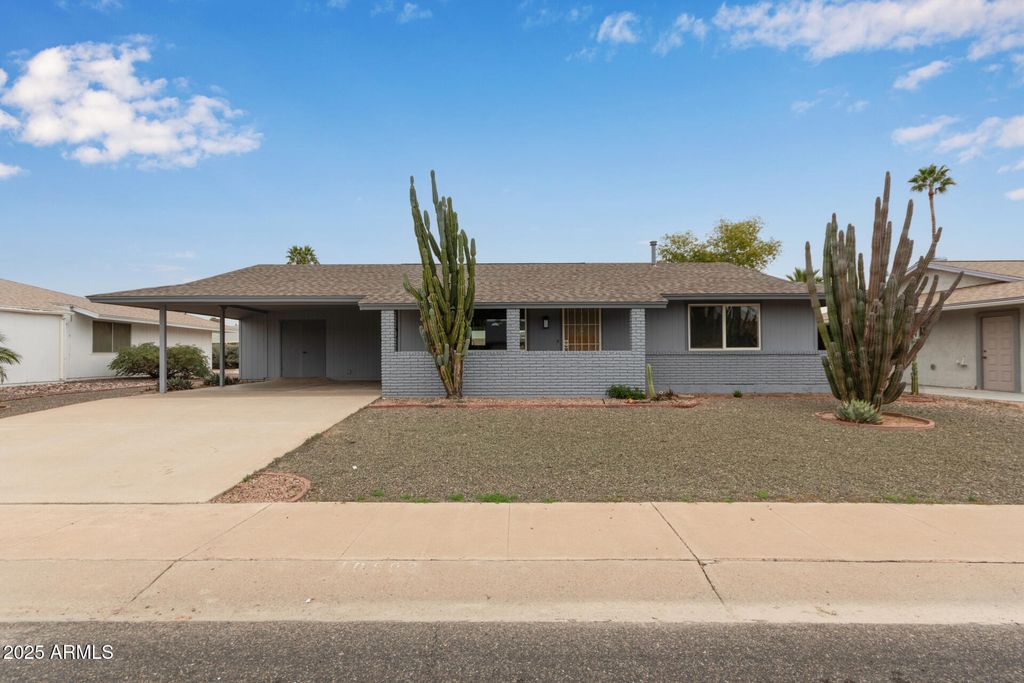 Photo of 10502 W Meade Drive, Sun City, AZ 85351 (MLS # 6962348)