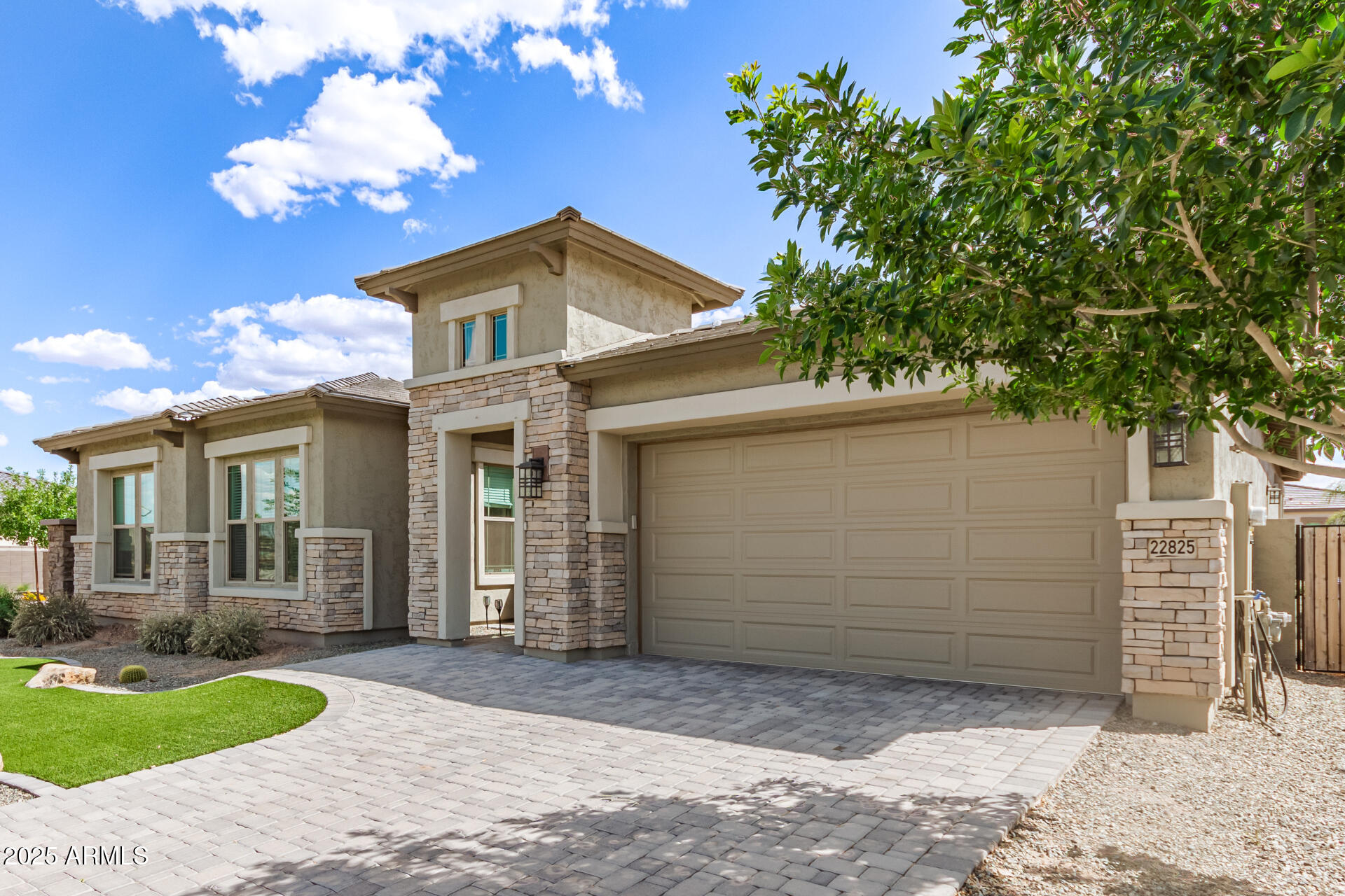 Homes 2 22825 E MEWES Road