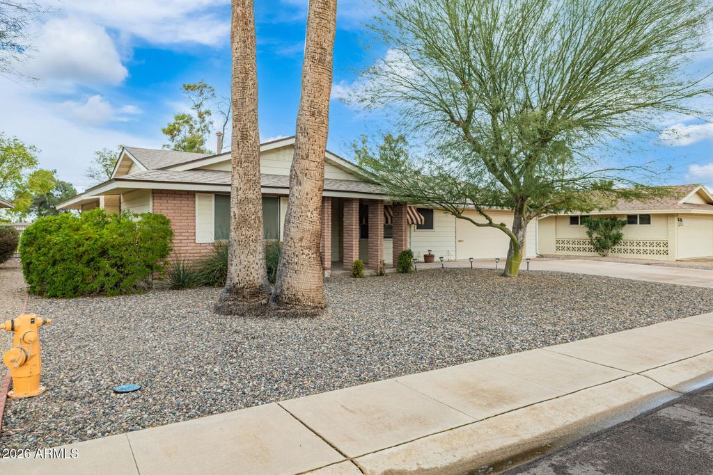 Photo of 10213 N 110th Avenue, Sun City, AZ 85351 (MLS # 6987011)