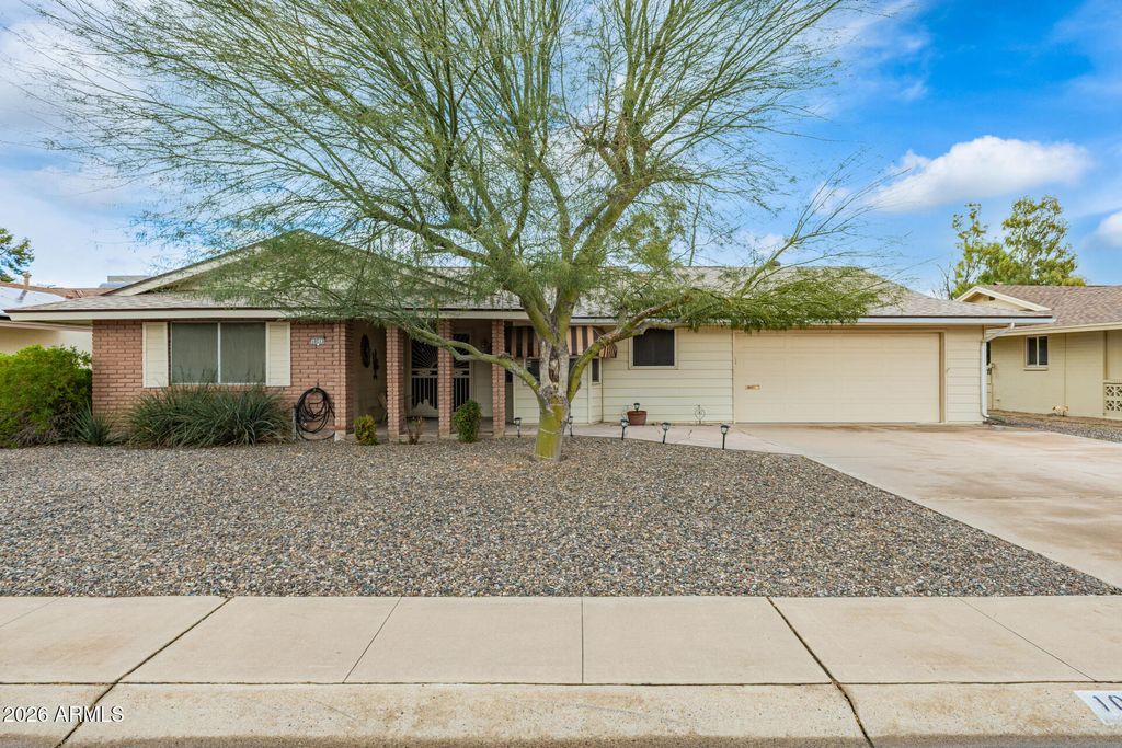 Photo of 10213 N 110th Avenue, Sun City, AZ 85351 (MLS # 6987011)