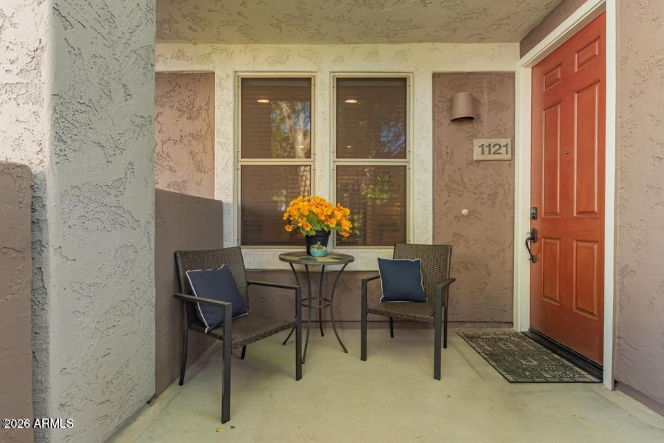 15221 N CLUBGATE Drive 1121