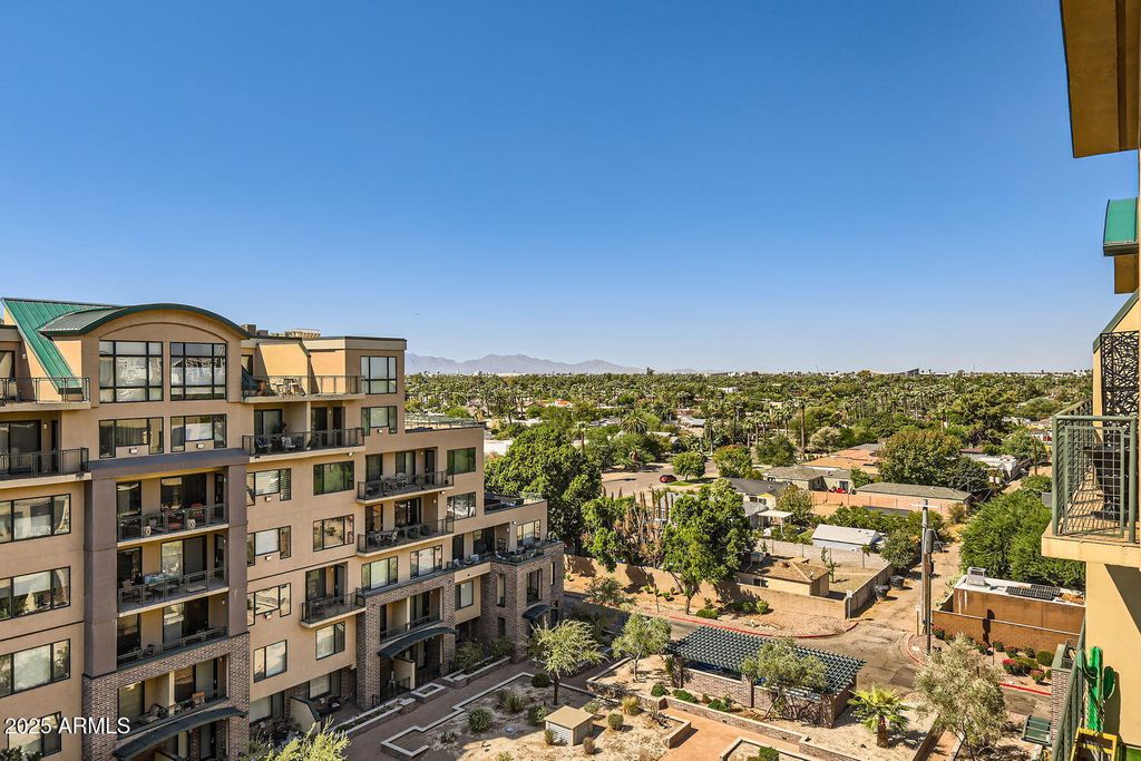 Photo of 17 W Vernon Avenue #615, Phoenix, AZ 85003 (MLS # 6953185)