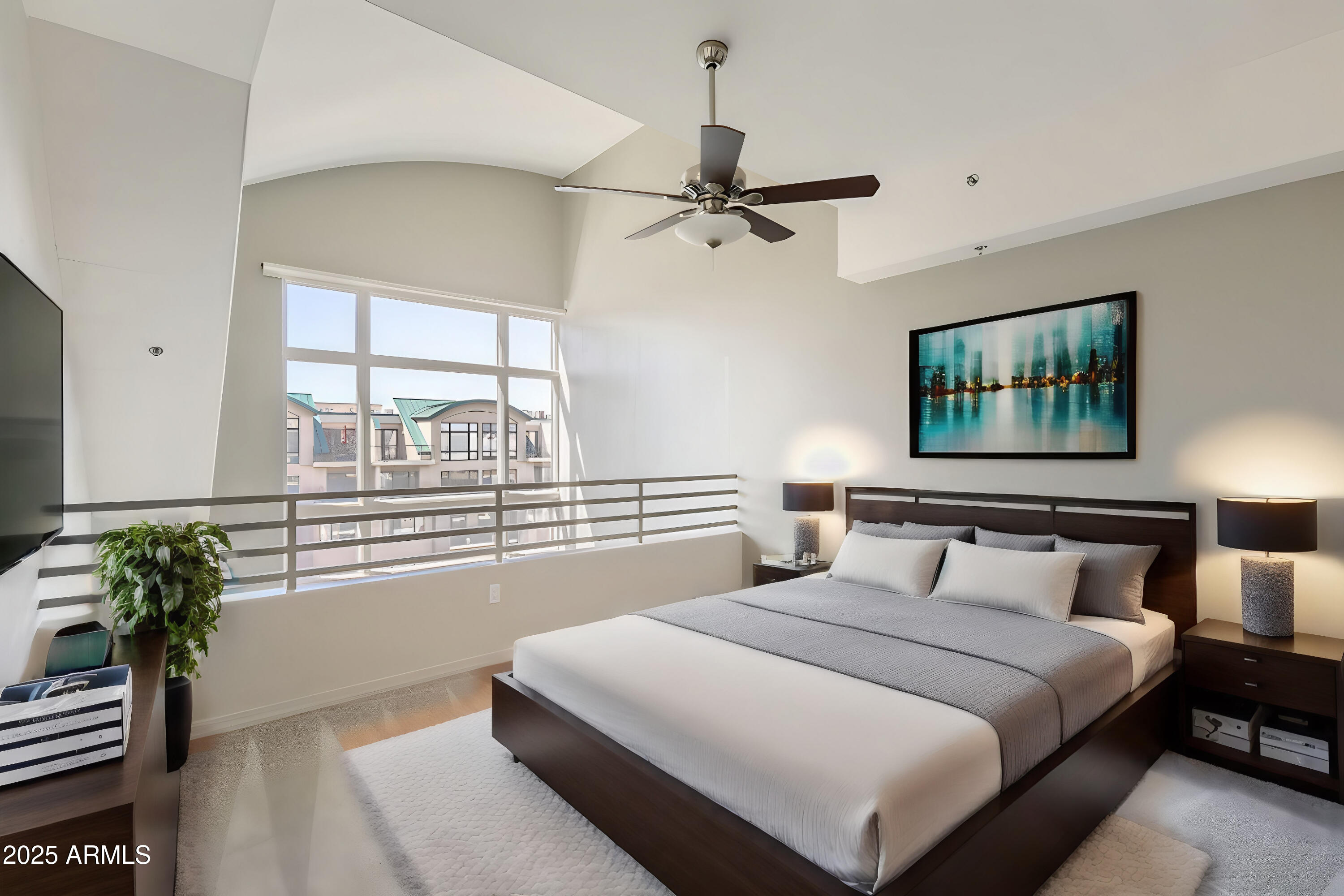 17 W VERNON Avenue 615