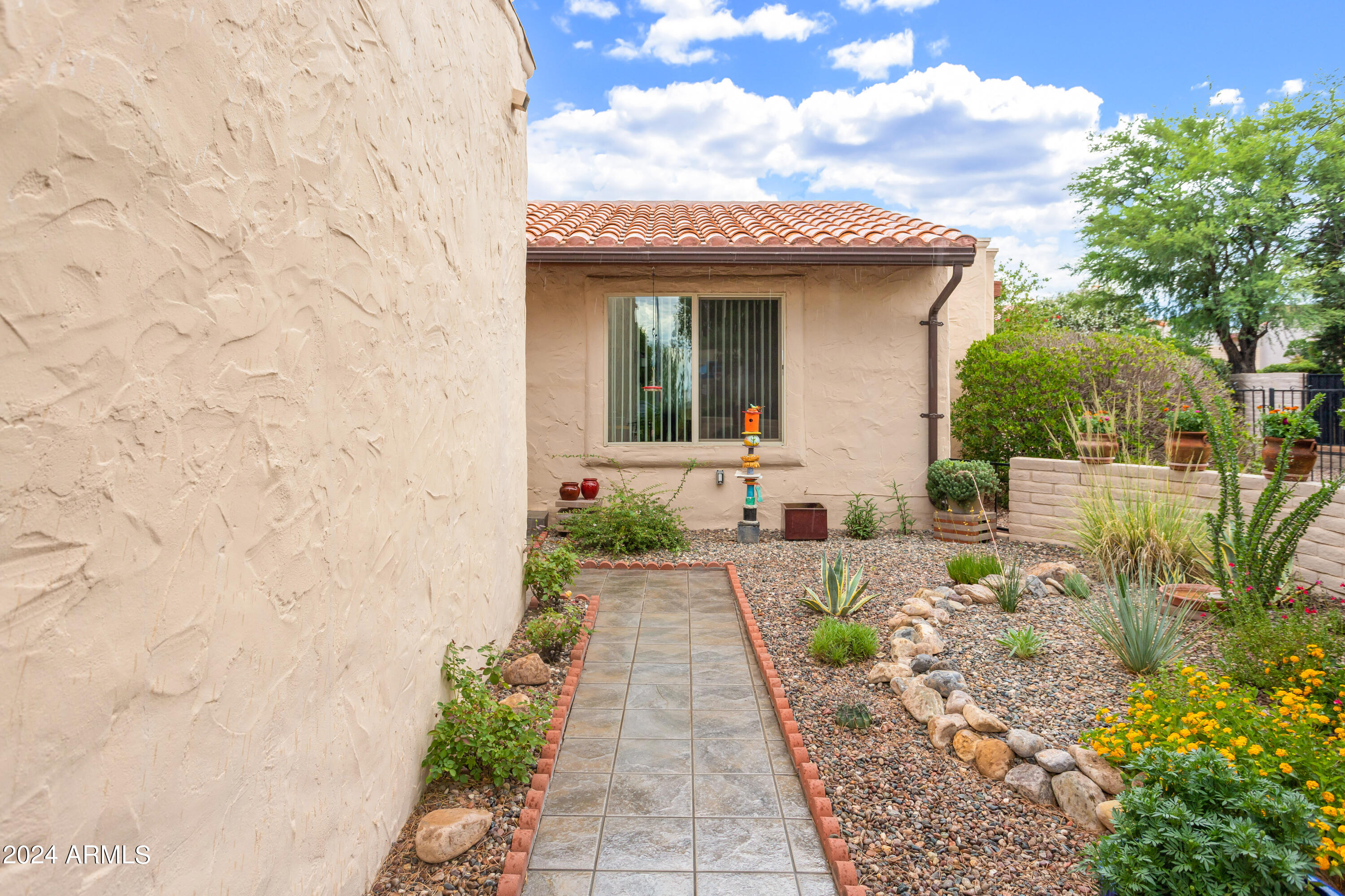 View Sierra Vista, AZ 85635 townhome