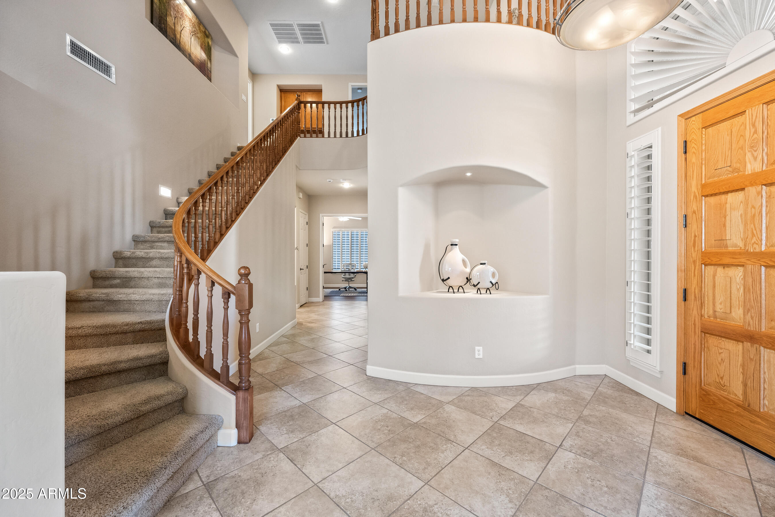 2069 S SAILORS Court