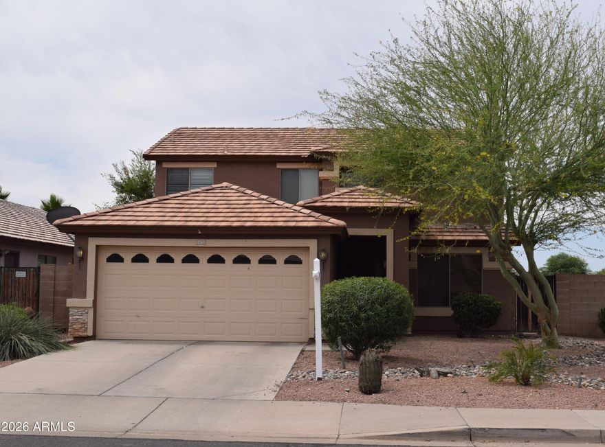 14721 W Watson LN, Surprise, AZ 85379 - Ashton Ranch best value in the community, 3 bedroom + loft, 3 bathroom home, 2 story, 1804 sq ft, double garage, property conveys AS IS. Corner lot, close to community pool, shopping, schools and Surprise stadium