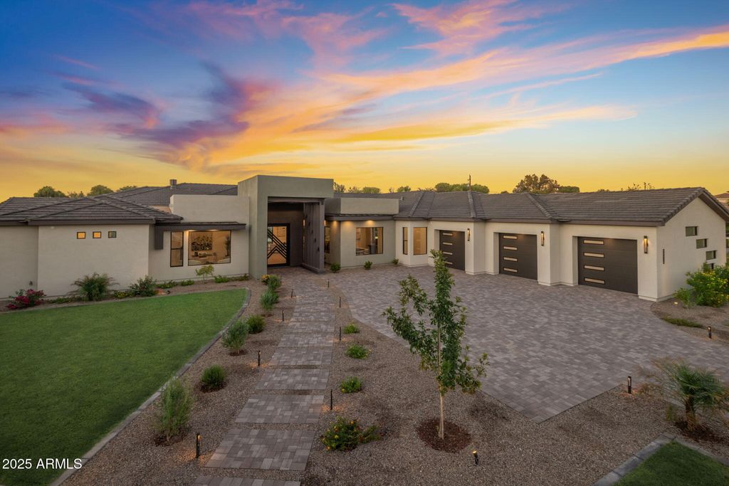 Photo of 3374 E Aquarius Court, Chandler, AZ 85249 (MLS # 6924462)