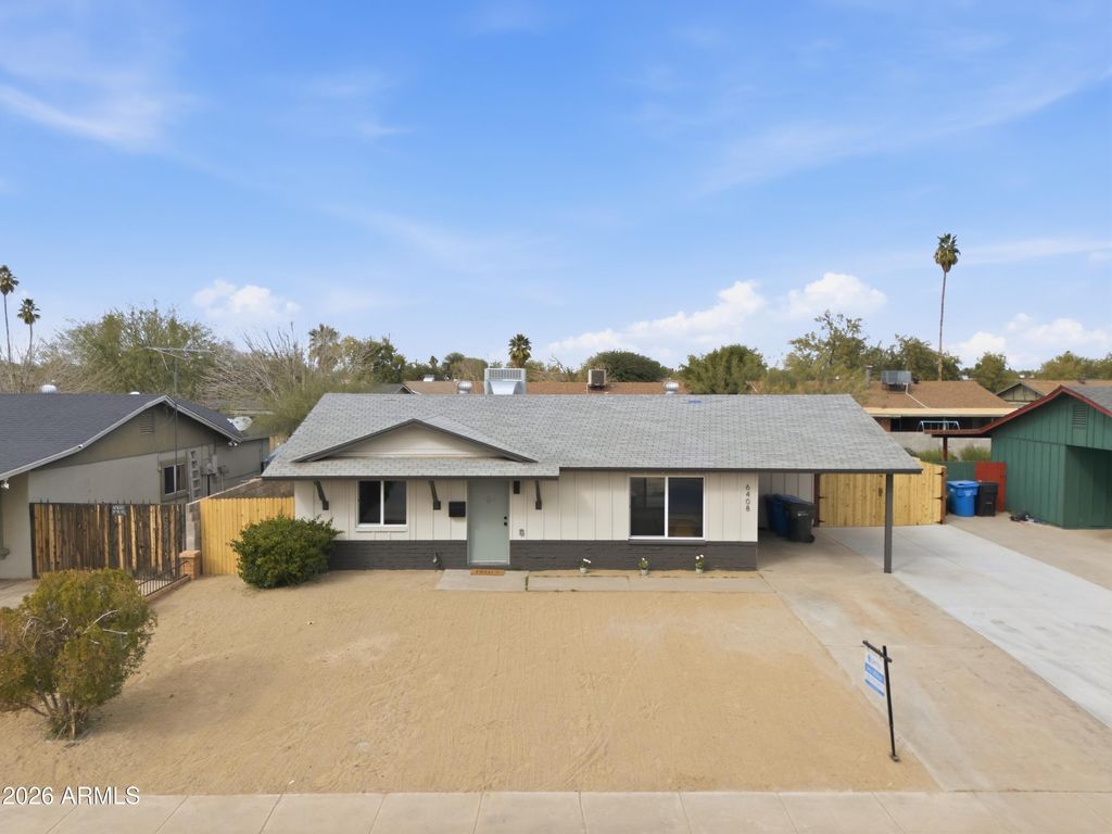 Photo of 6408 W Avalon Drive, Phoenix, AZ 85033 (MLS # 6973908)