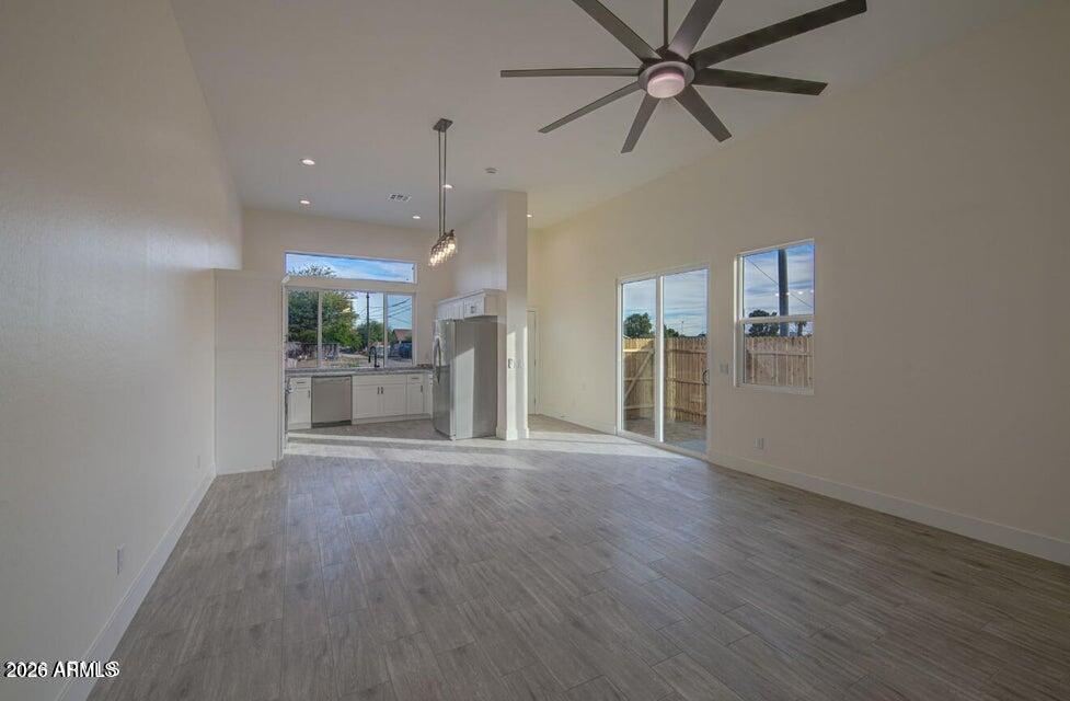 212 2ND Avenue E A