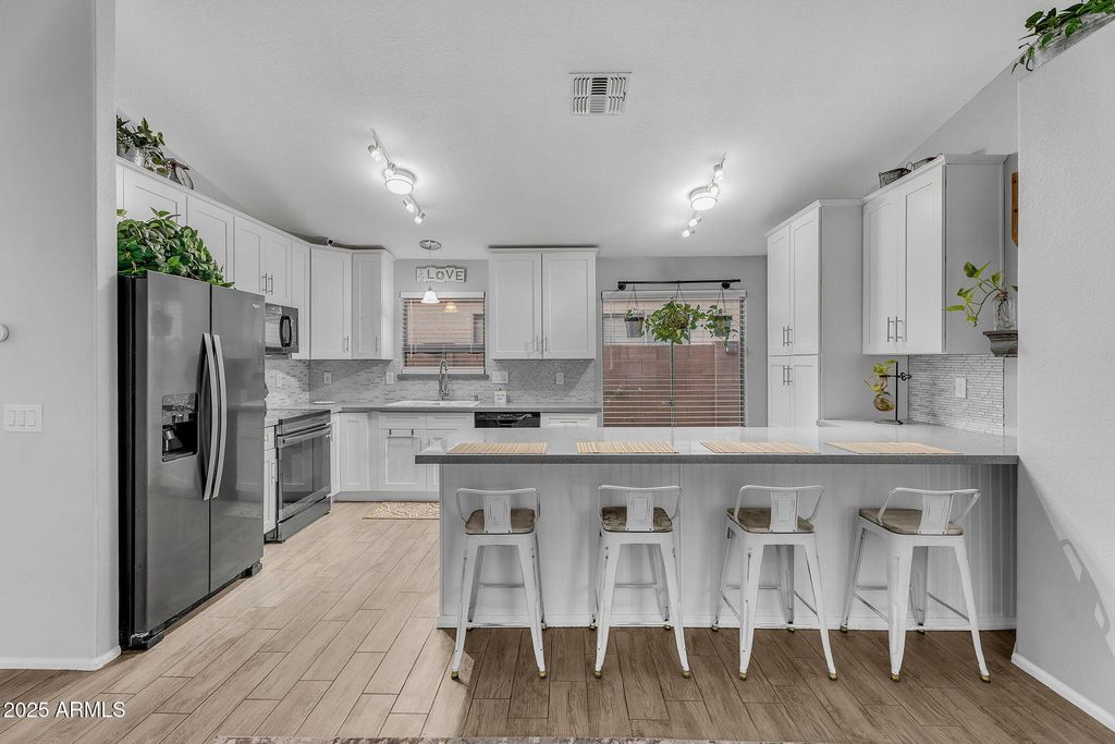 Photo of 2505 N 109th Avenue, Avondale, AZ 85392 (MLS # 6912194)