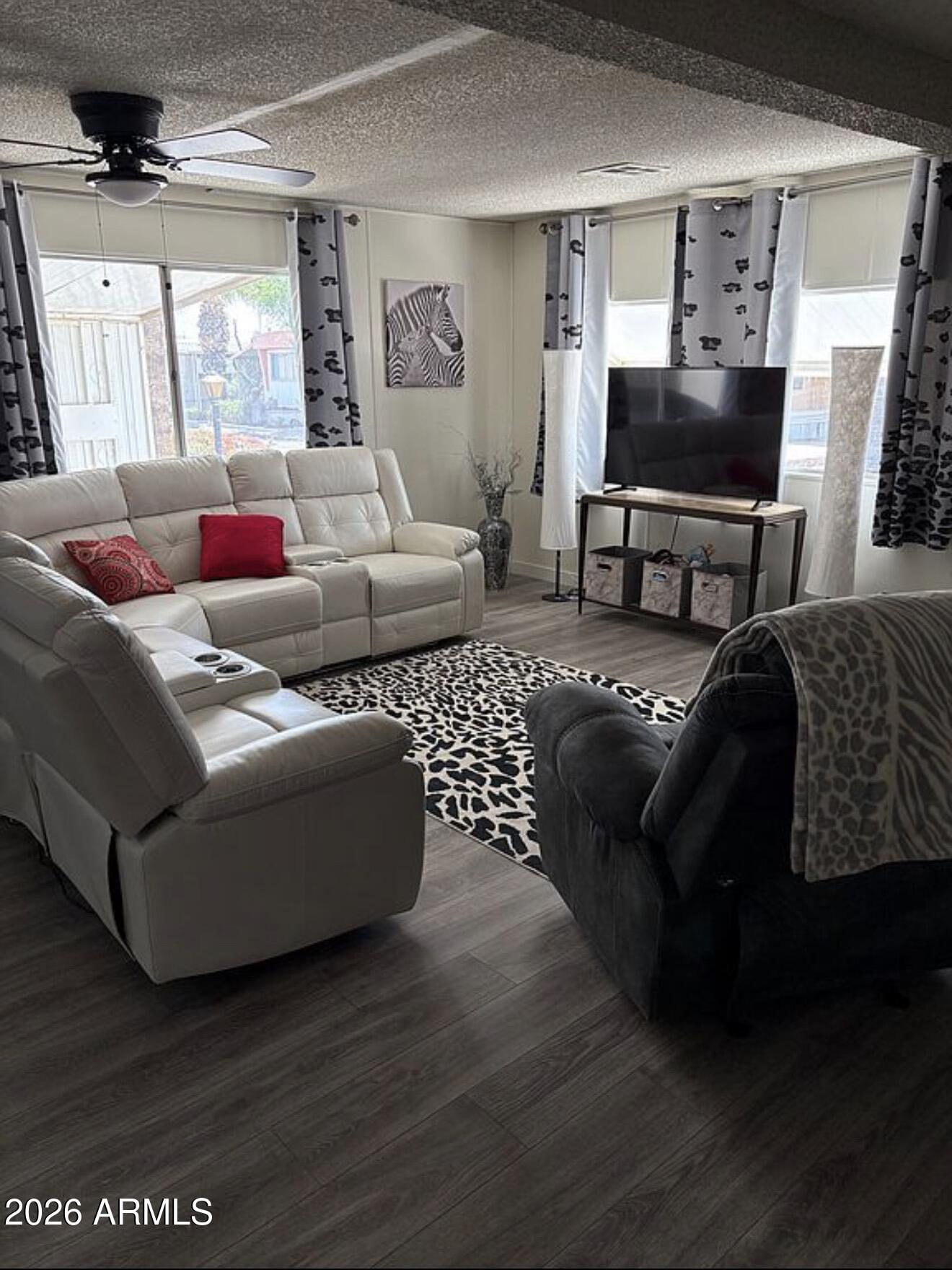 8421 E MAIN Street 105