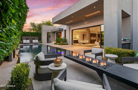 Photo of 6982 E Joshua Tree Lane, Paradise Valley, AZ 85253 (MLS # 6973456)