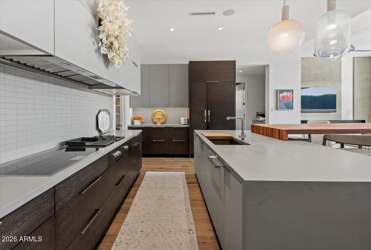 6982 E JOSHUA TREE Lane