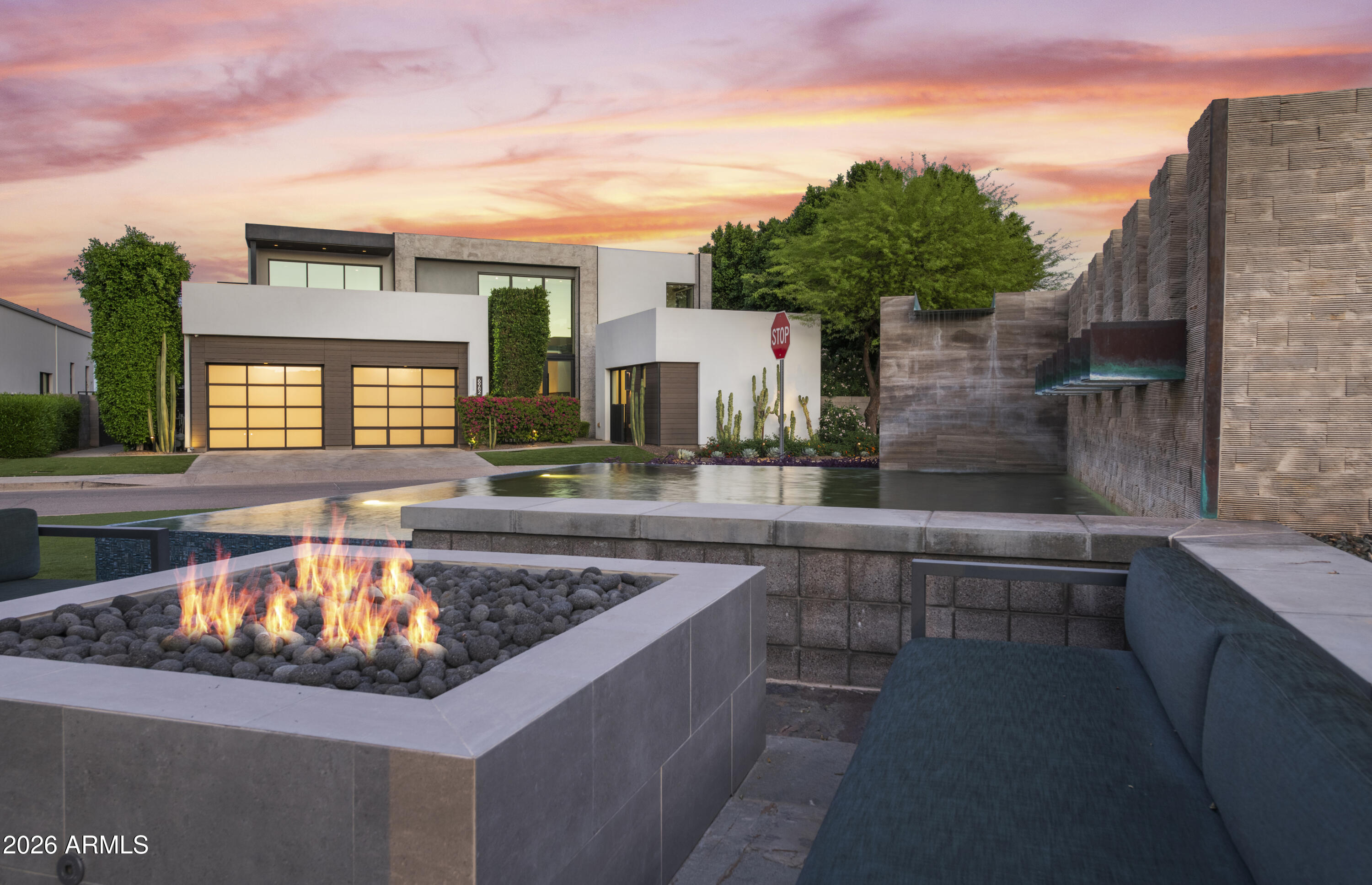 6982 E JOSHUA TREE Lane