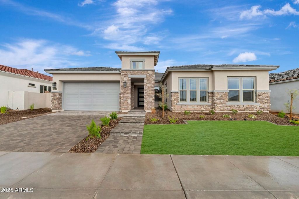 Photo of 20178 W Luke Avenue, Litchfield Park, AZ 85340 (MLS # 6926375)