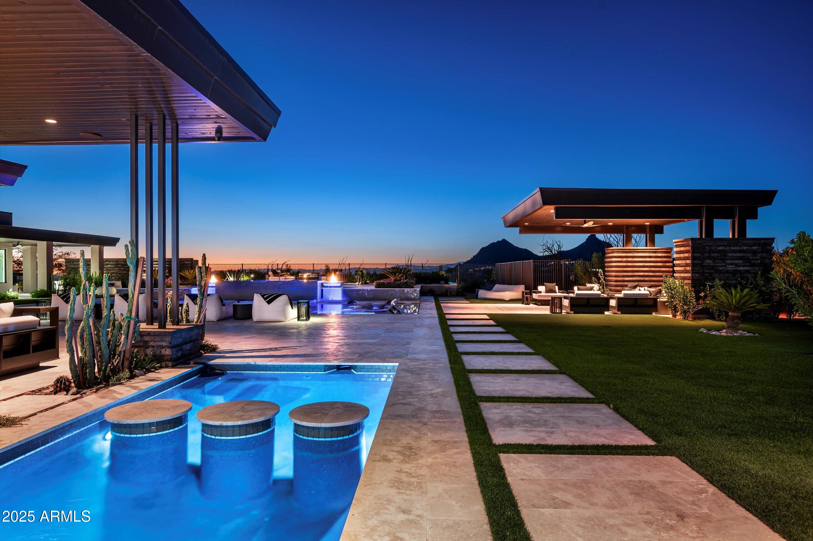 10784 E PINNACLE PEAK Road