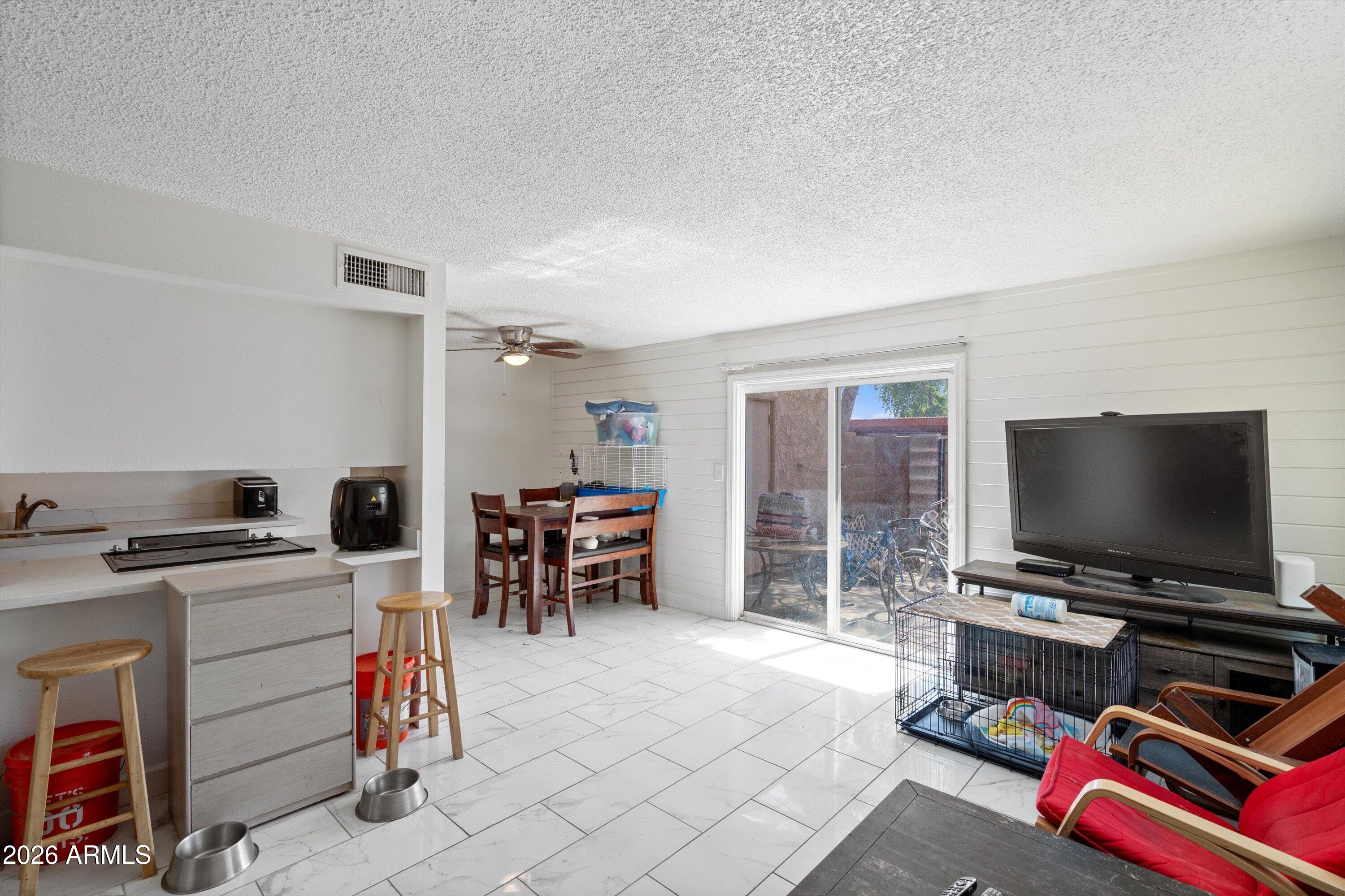HALLCRAFT VILLAS - Residential