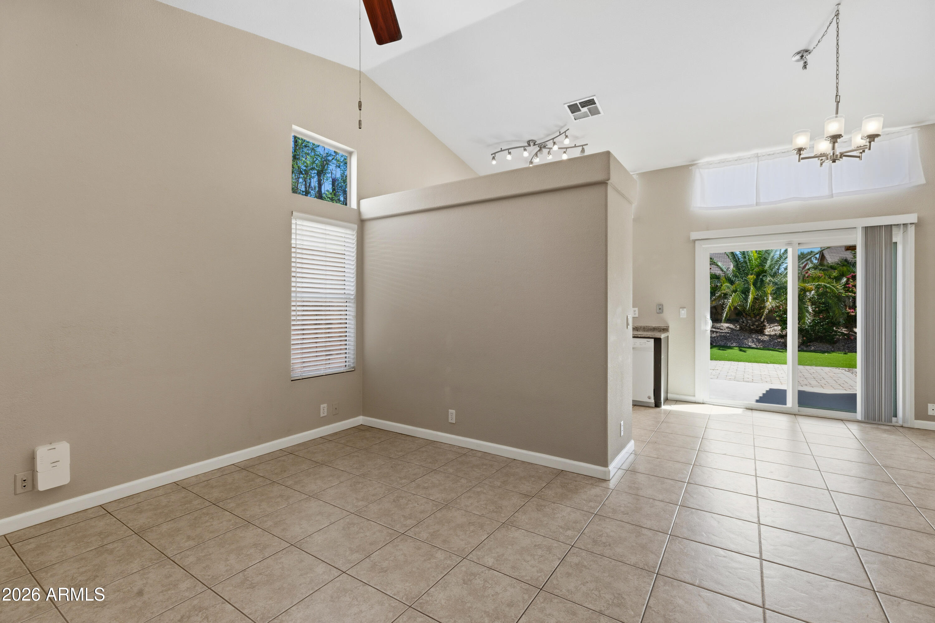 KAUFMAN BROAD AT DESERT CANYON - Residential