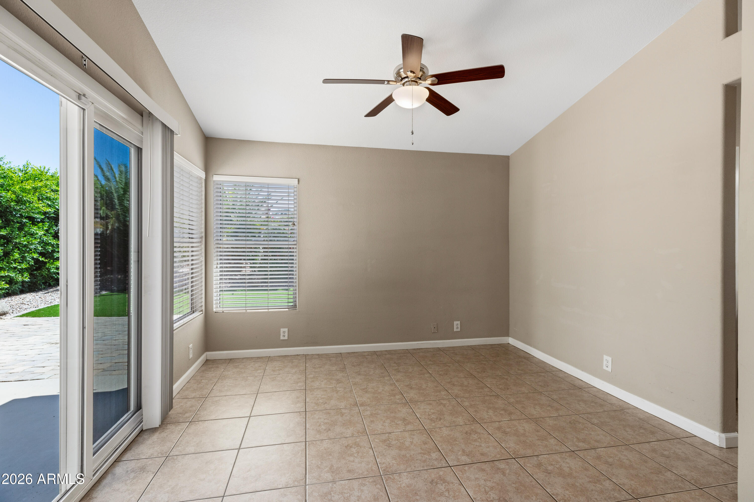 KAUFMAN BROAD AT DESERT CANYON - Residential