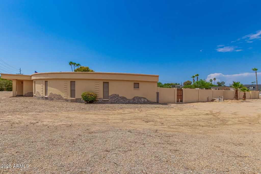 Photo of 6726 E Shea Boulevard #37, Scottsdale, AZ 85254 (MLS # 6904954)