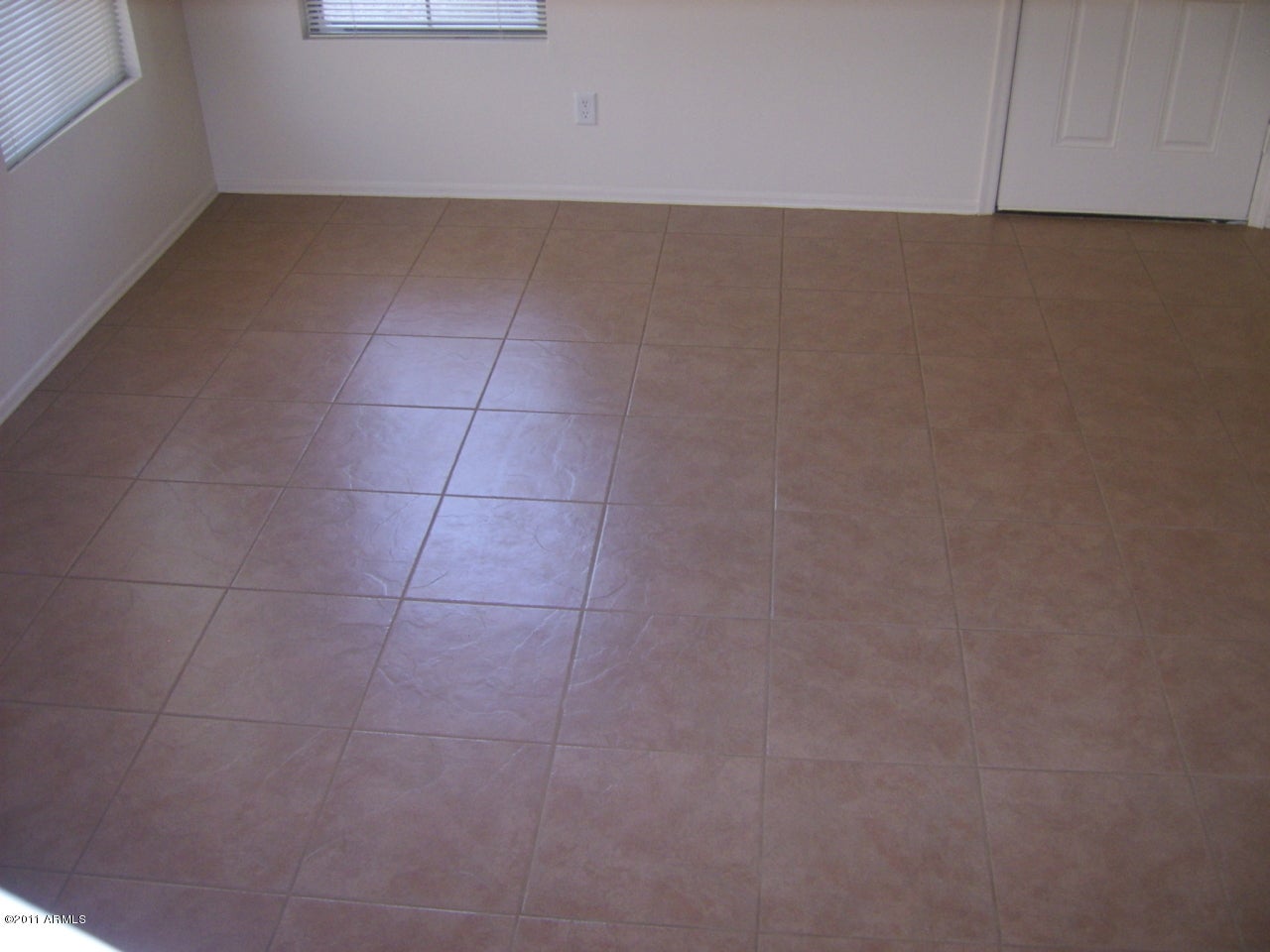 1886 E Don Carlos Avenue Unit 160
