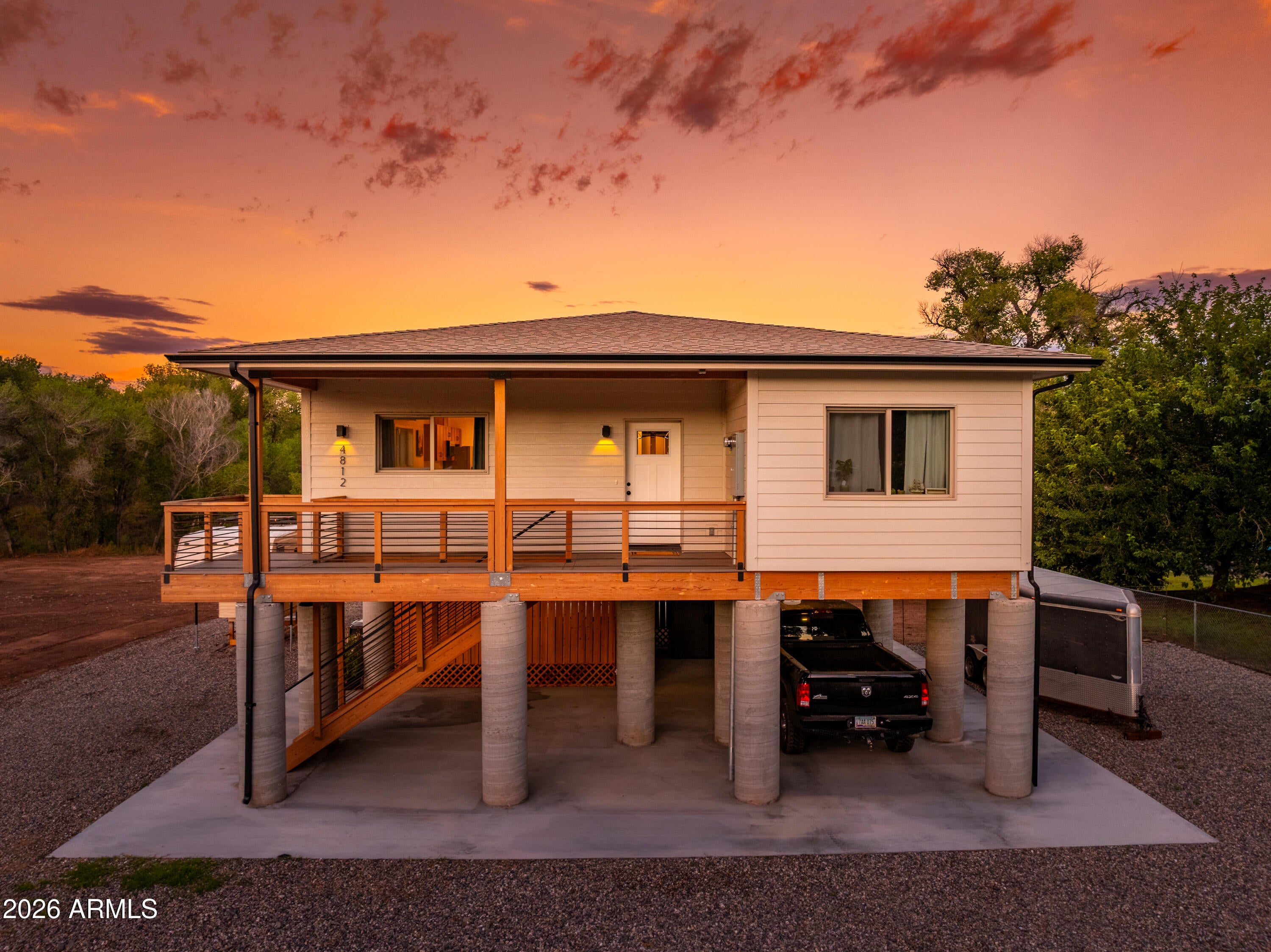 4812 E COMANCHE Drive