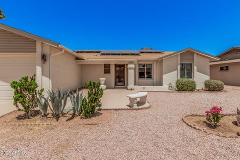916 W LOUGHLIN Drive Chandler AZ 85225