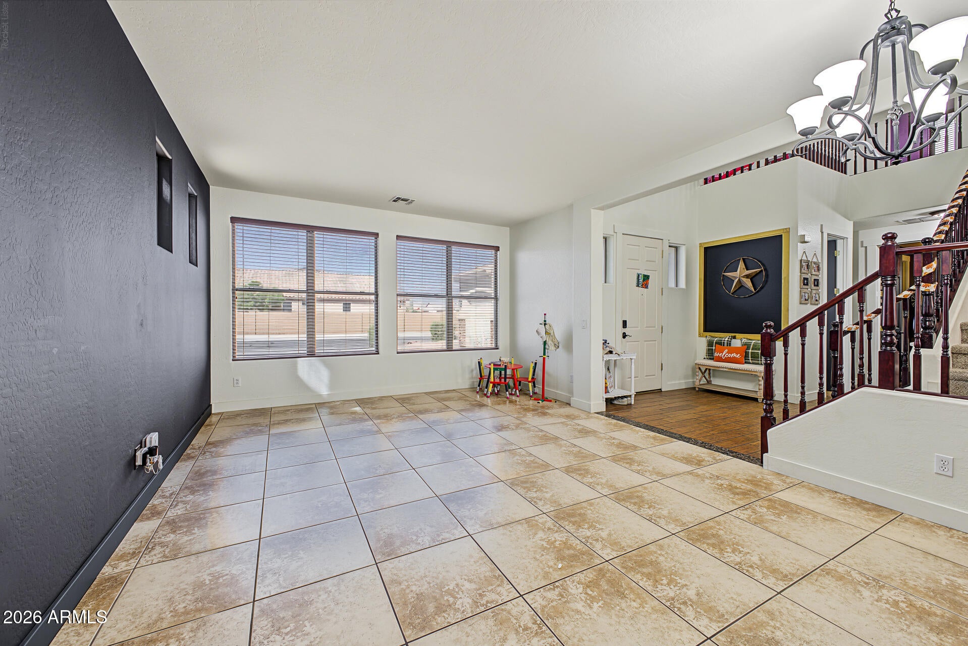 30519 N GUNDERSON Drive