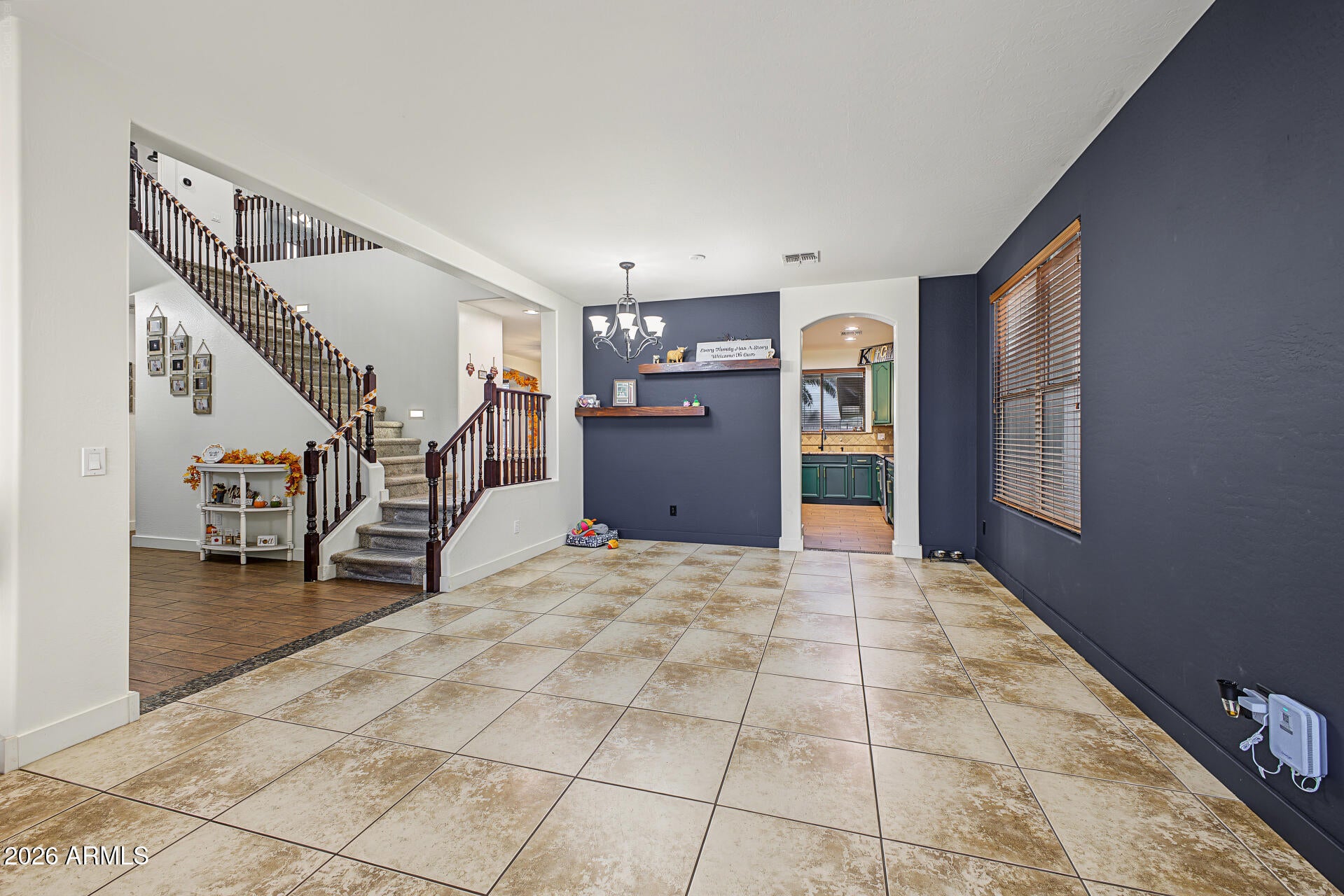 30519 N GUNDERSON Drive