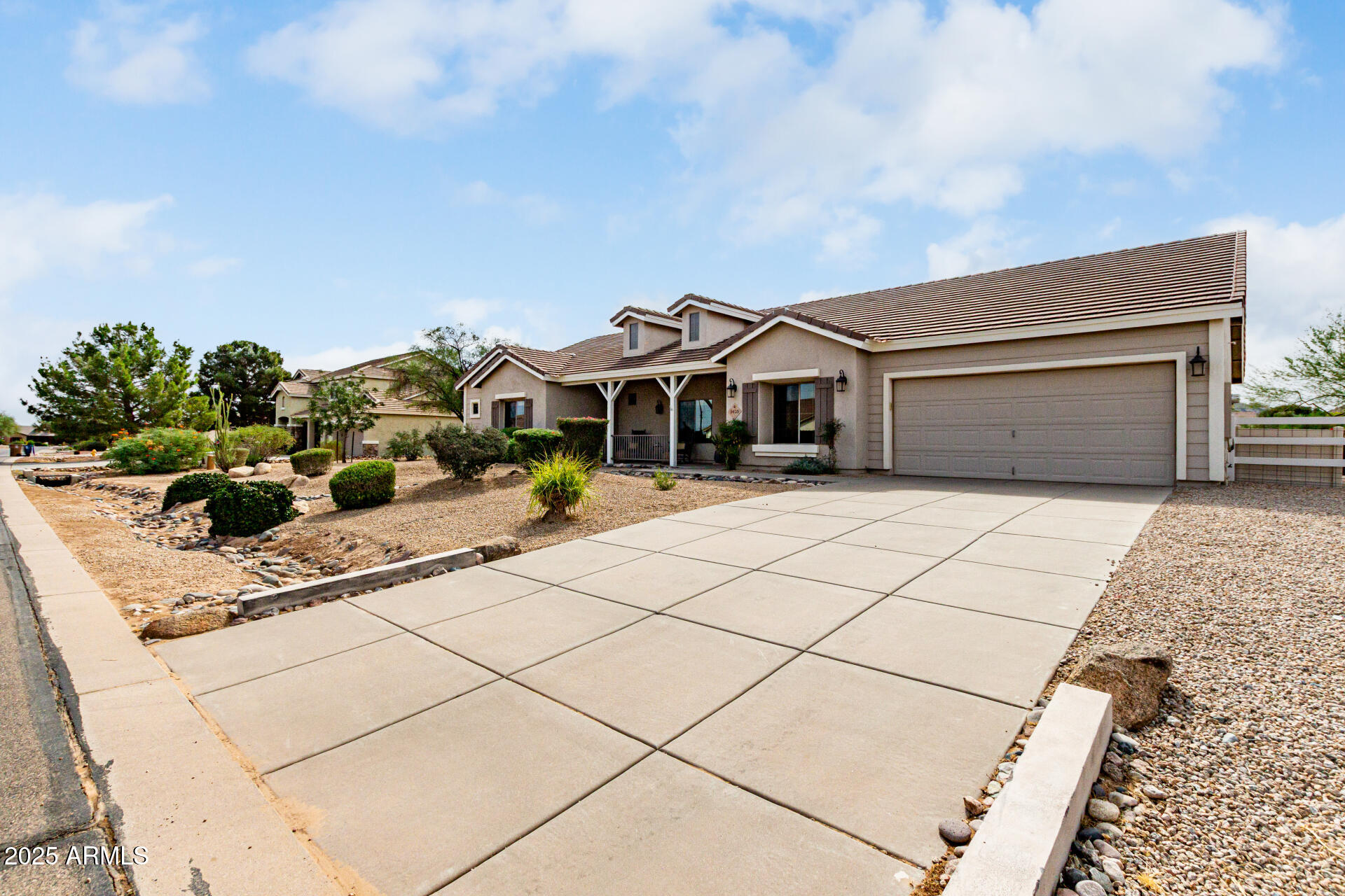 9425 W GOLDDUST Drive