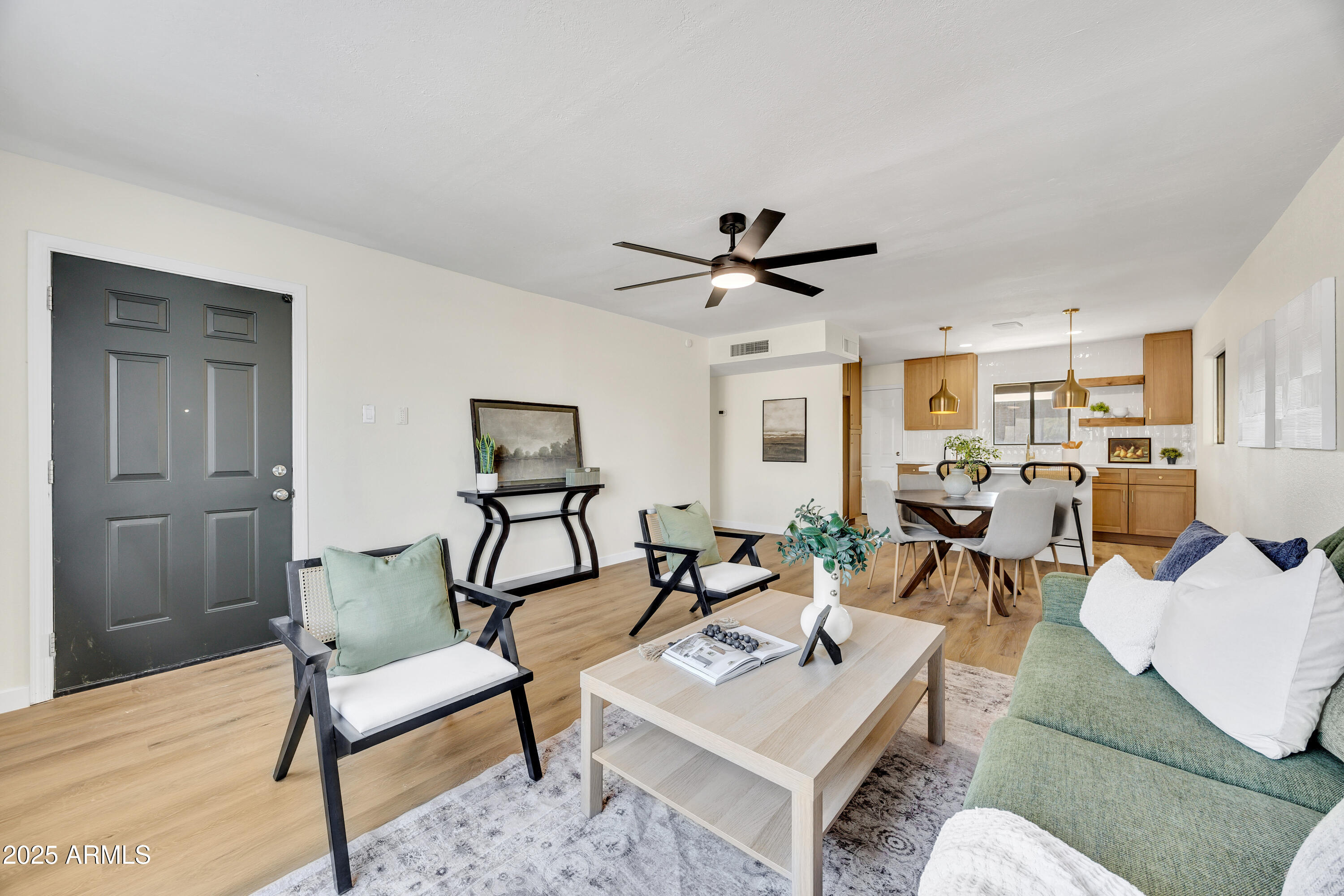 3987 W CALLE SEGUNDA --