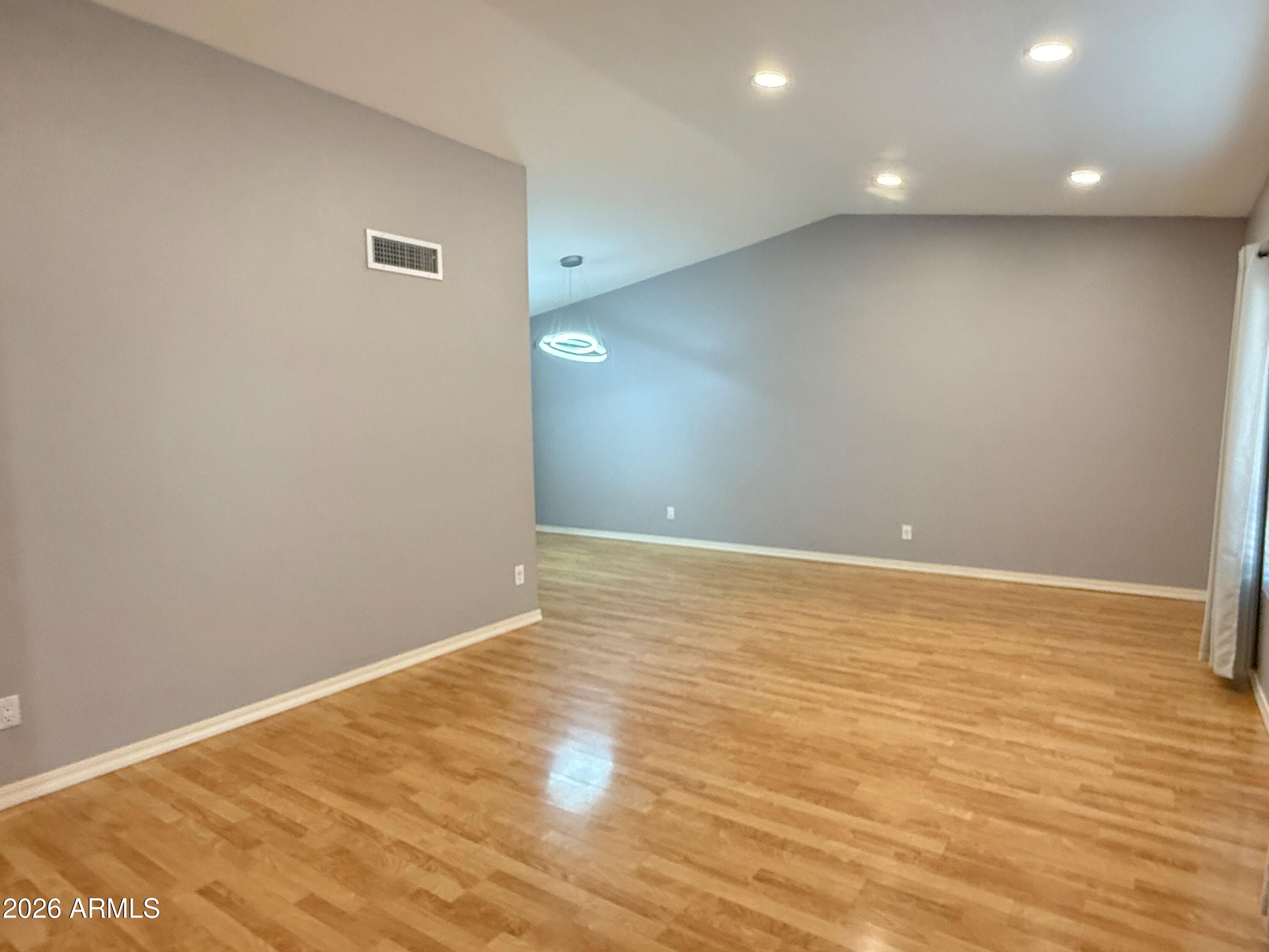 811 E Chilton Drive