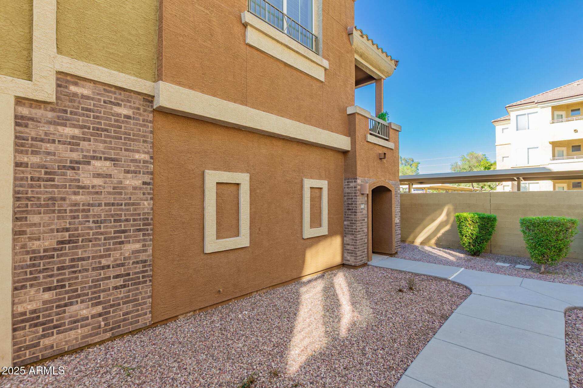 18250 N CAVE CREEK Road 140