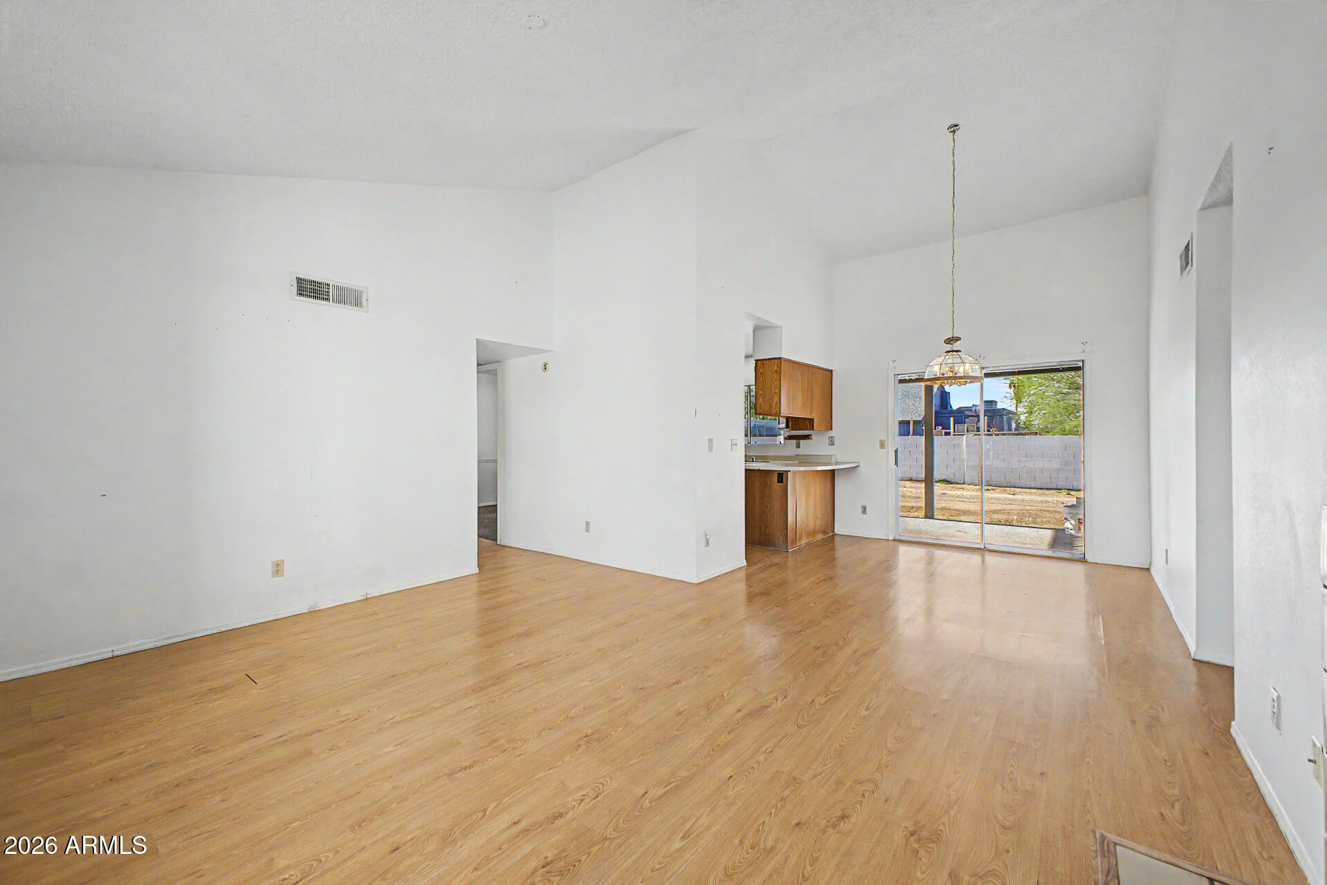 1540 E TODD Drive