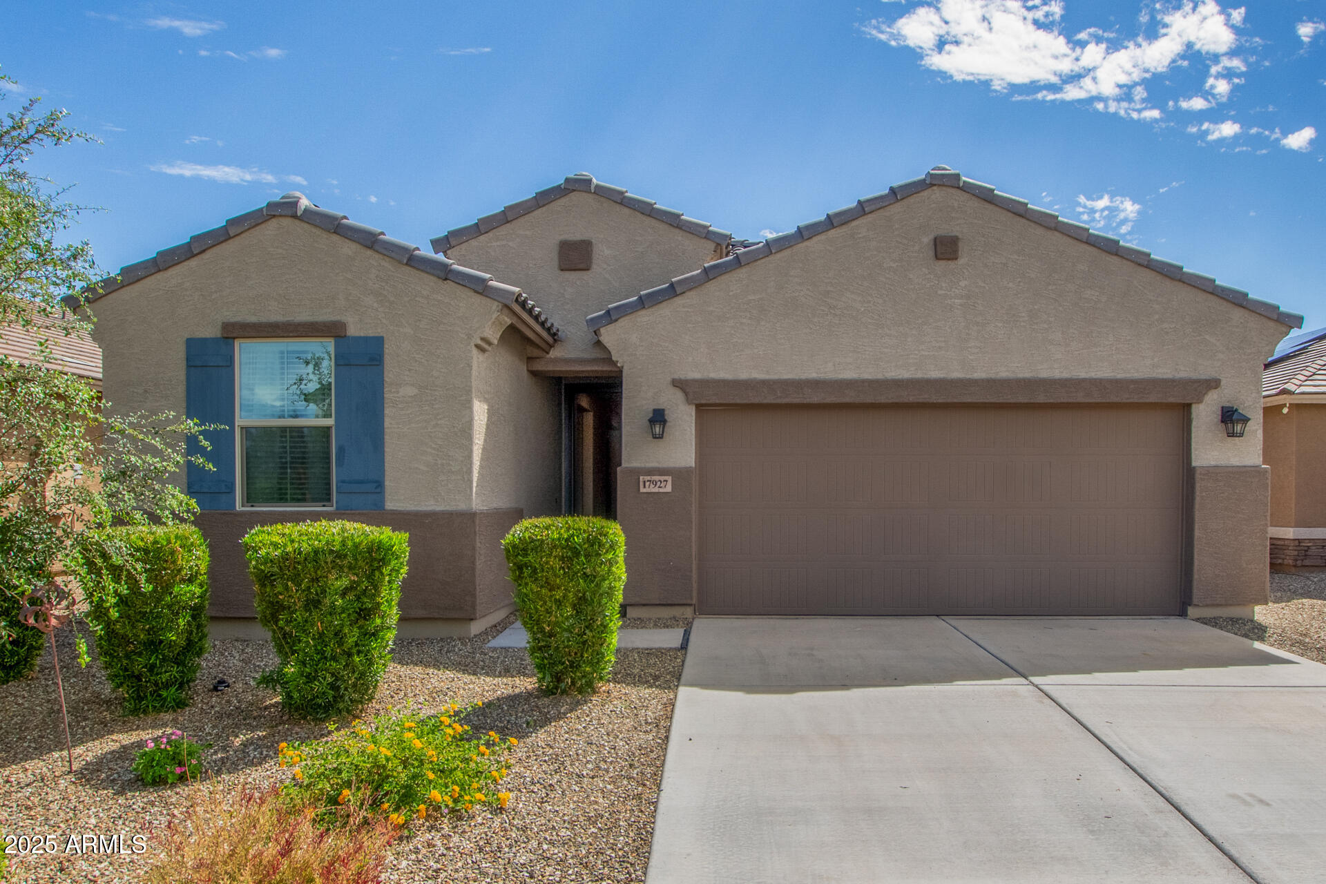 17927 W MONTE LINDO Lane