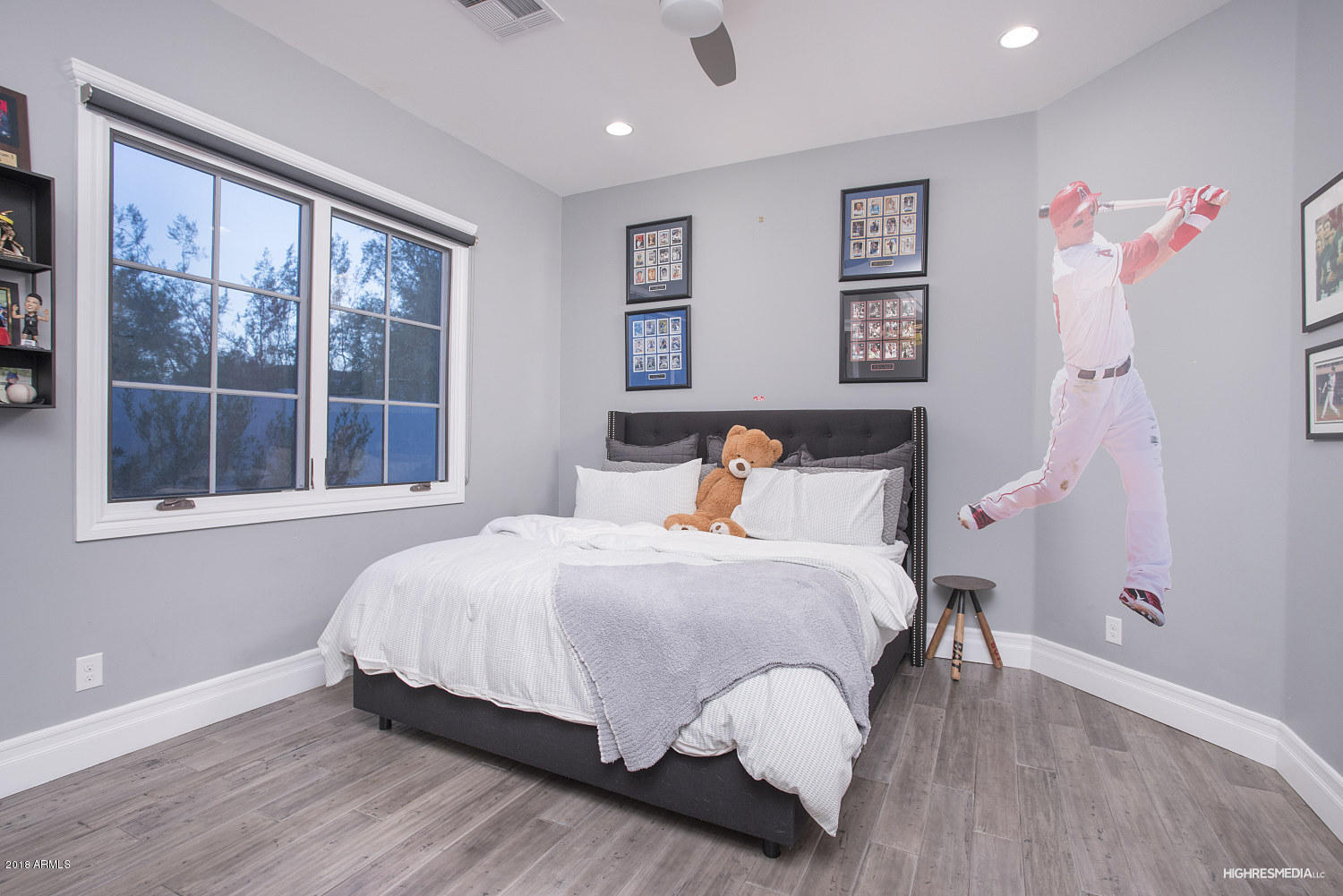 PARADISE COUNTRY ESTATES - Residential