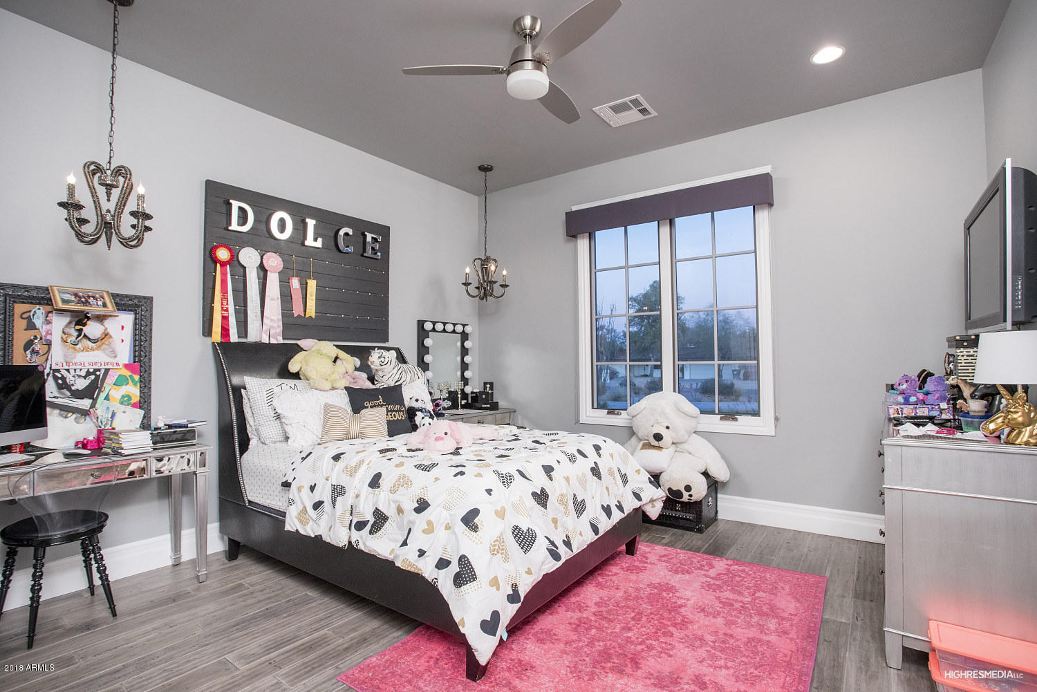 PARADISE COUNTRY ESTATES - Residential