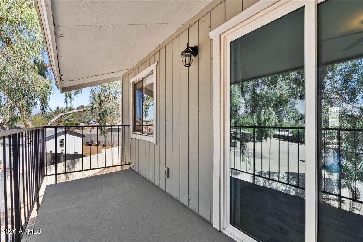 1346 E MOUNTAIN VIEW Road 201