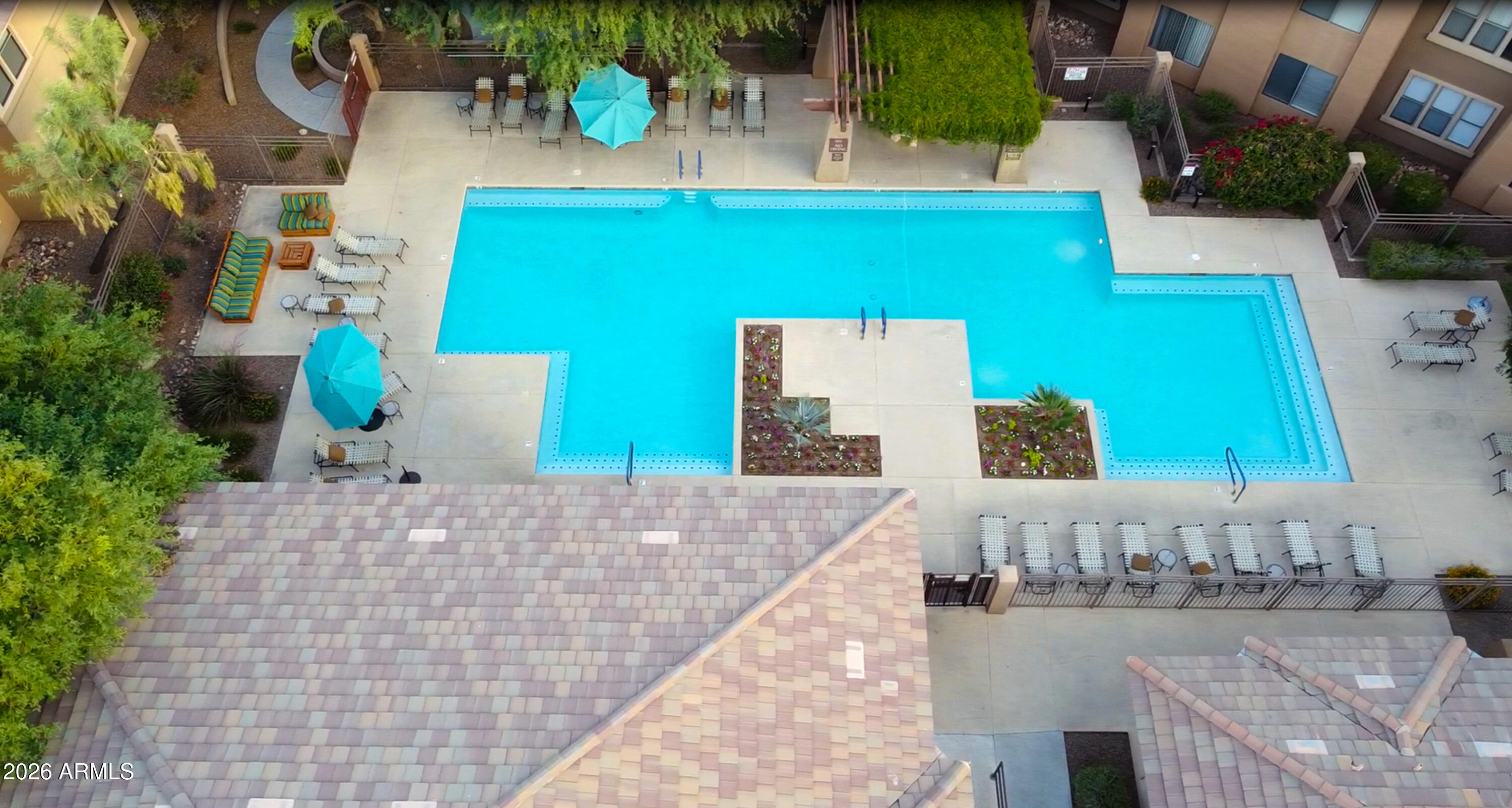 EDGE AT GRAYHAWK CONDOMINIUM - Residential