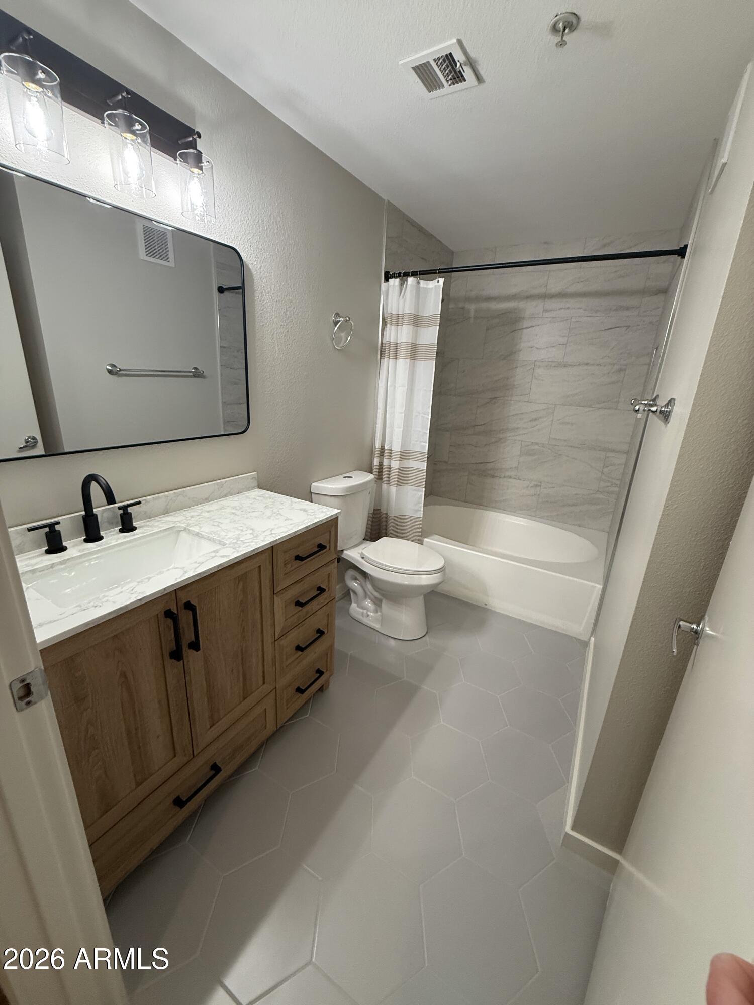 3633 N 3RD Avenue 1043