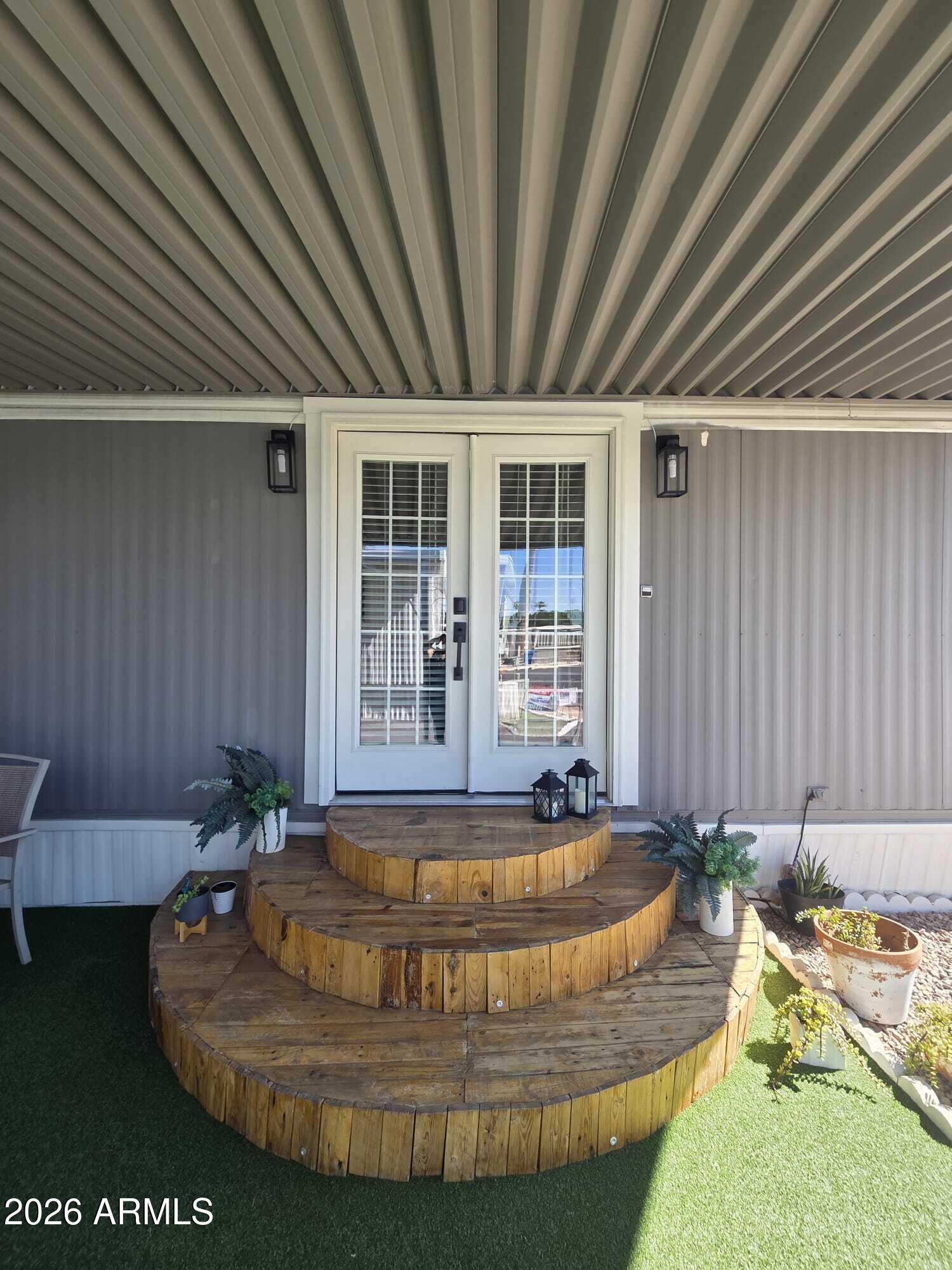 2701 E ALLRED Avenue 19