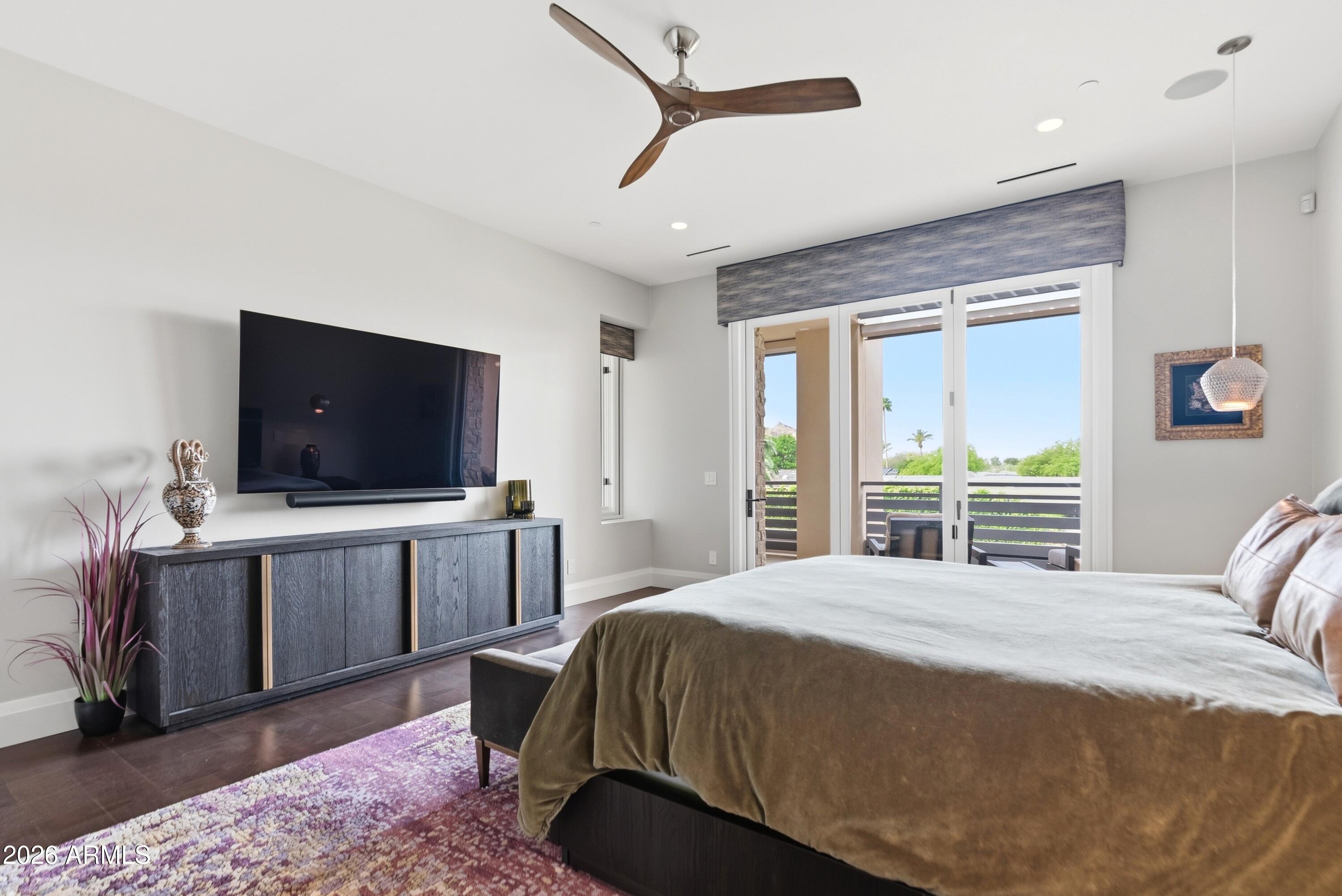 Paradise Valley, Arizona, 85253, United States, 3 Bedrooms Bedrooms, ,4 BathroomsBathrooms,Residential,Active,2032458