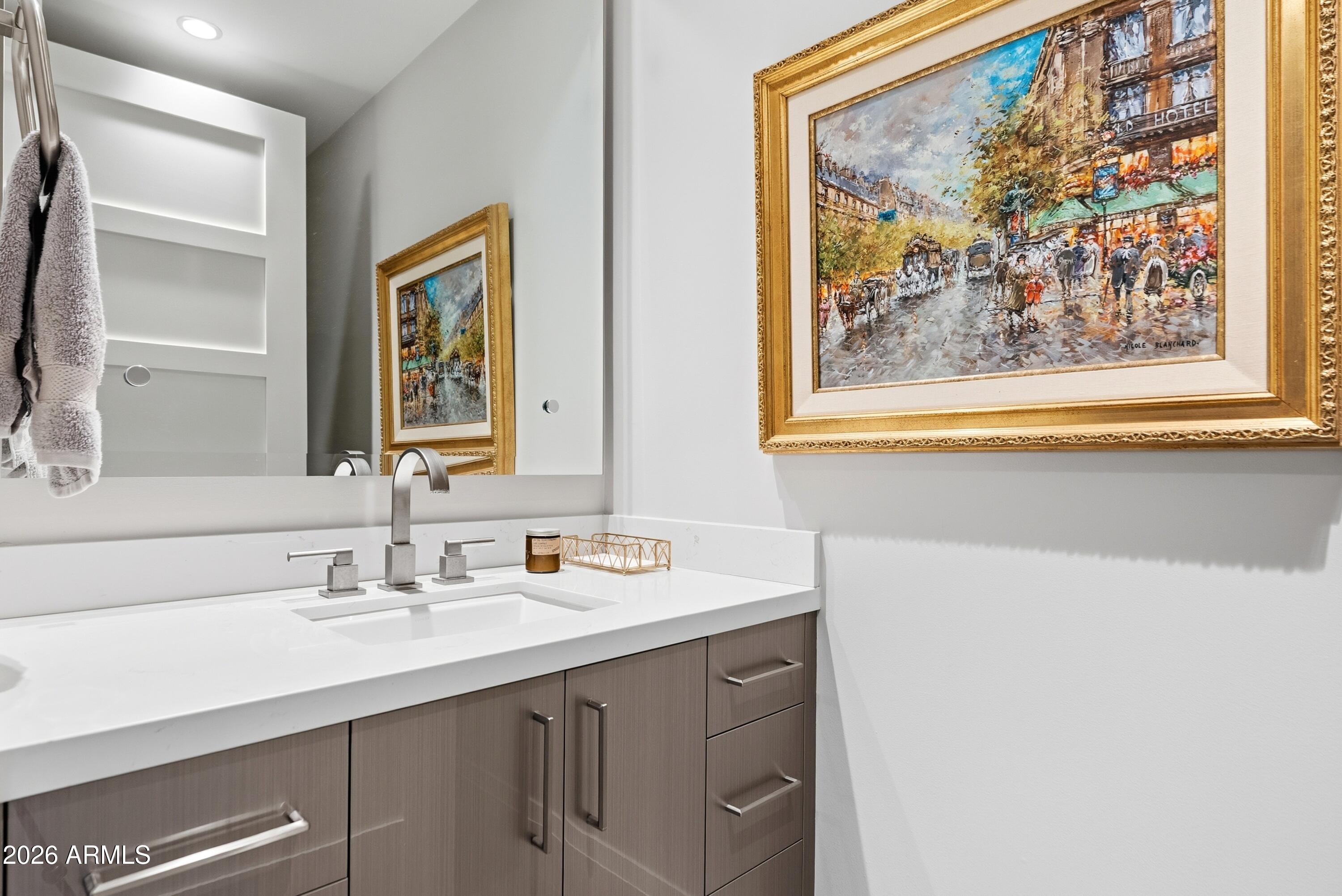 Paradise Valley, Arizona, 85253, United States, 3 Bedrooms Bedrooms, ,4 BathroomsBathrooms,Residential,Active,2032458
