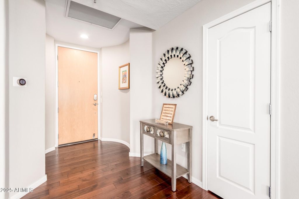 Photo of 16 W Encanto Boulevard #308, Phoenix, AZ 85003 (MLS # 6849751)