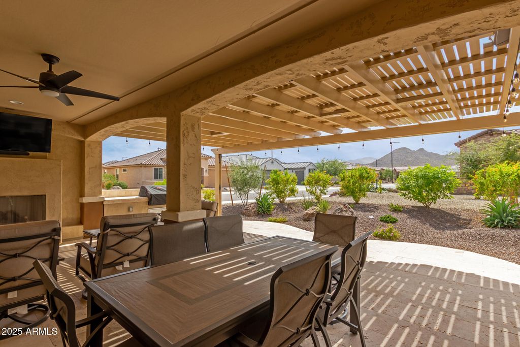 Photo of 27021 W Kerry Lane, Buckeye, AZ 85396 (MLS # 6922196)