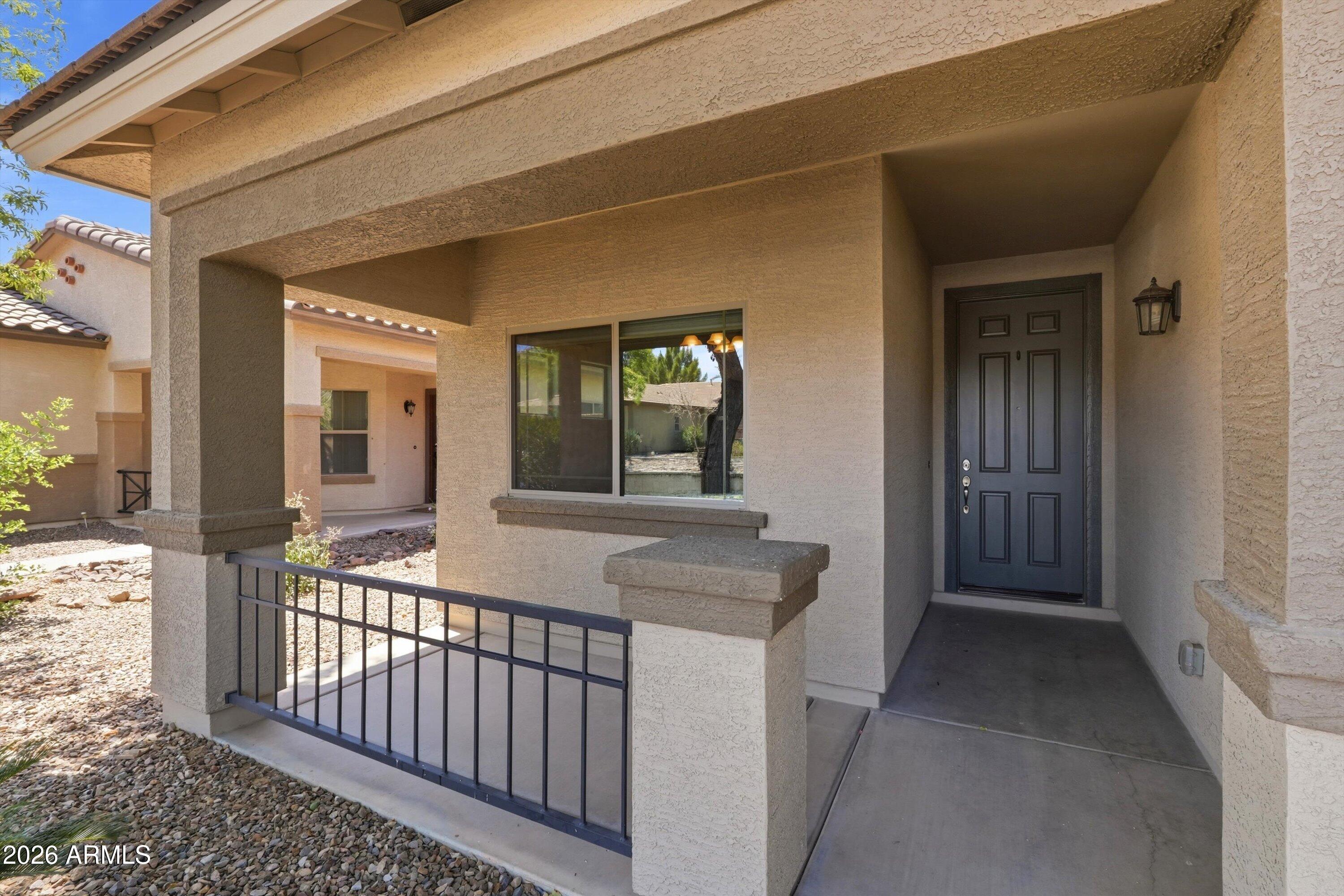 225 W REEVES Avenue