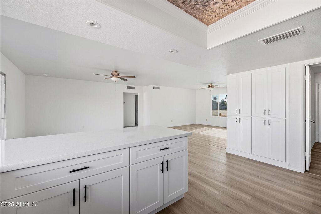 Photo of 602 W Yale Drive, Tempe, AZ 85283 (MLS # 6957346)