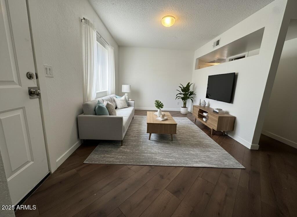 10215 N 8TH Avenue 1