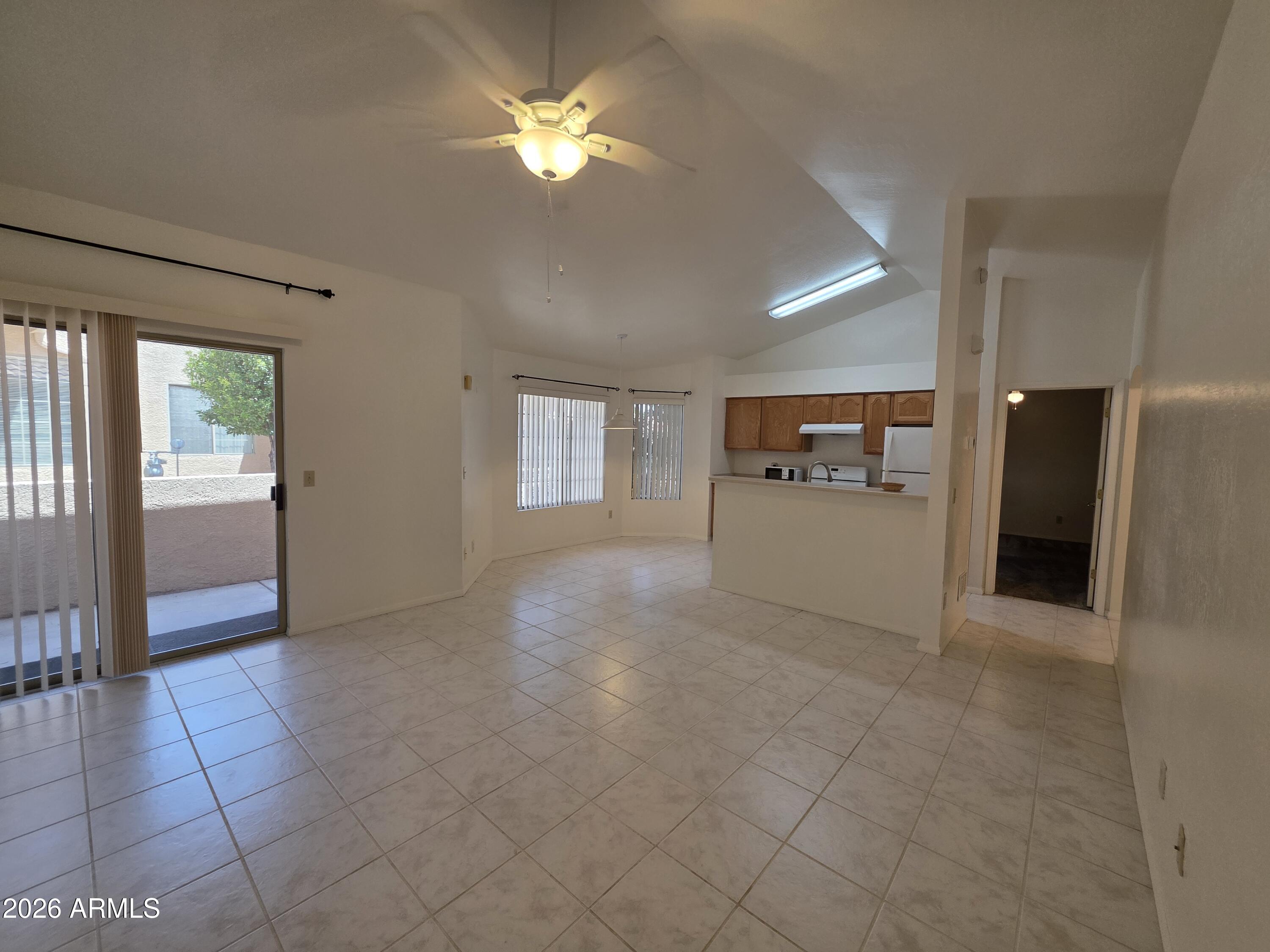 586 S Sawmill Cove A