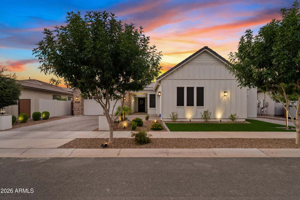 Photo of 22752 E Nightingale Road, Queen Creek, AZ 85142 (MLS # 7055123)